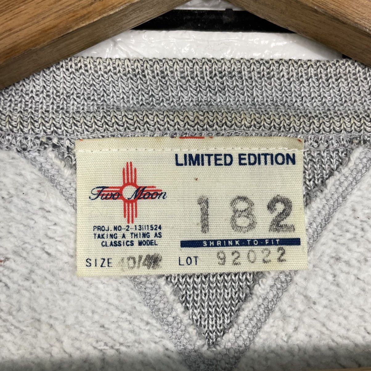 Japanese Brand Vintage Two Moon Plain Sweatshirt Size US M / EU 48-50 / 2 - 10 Thumbnail