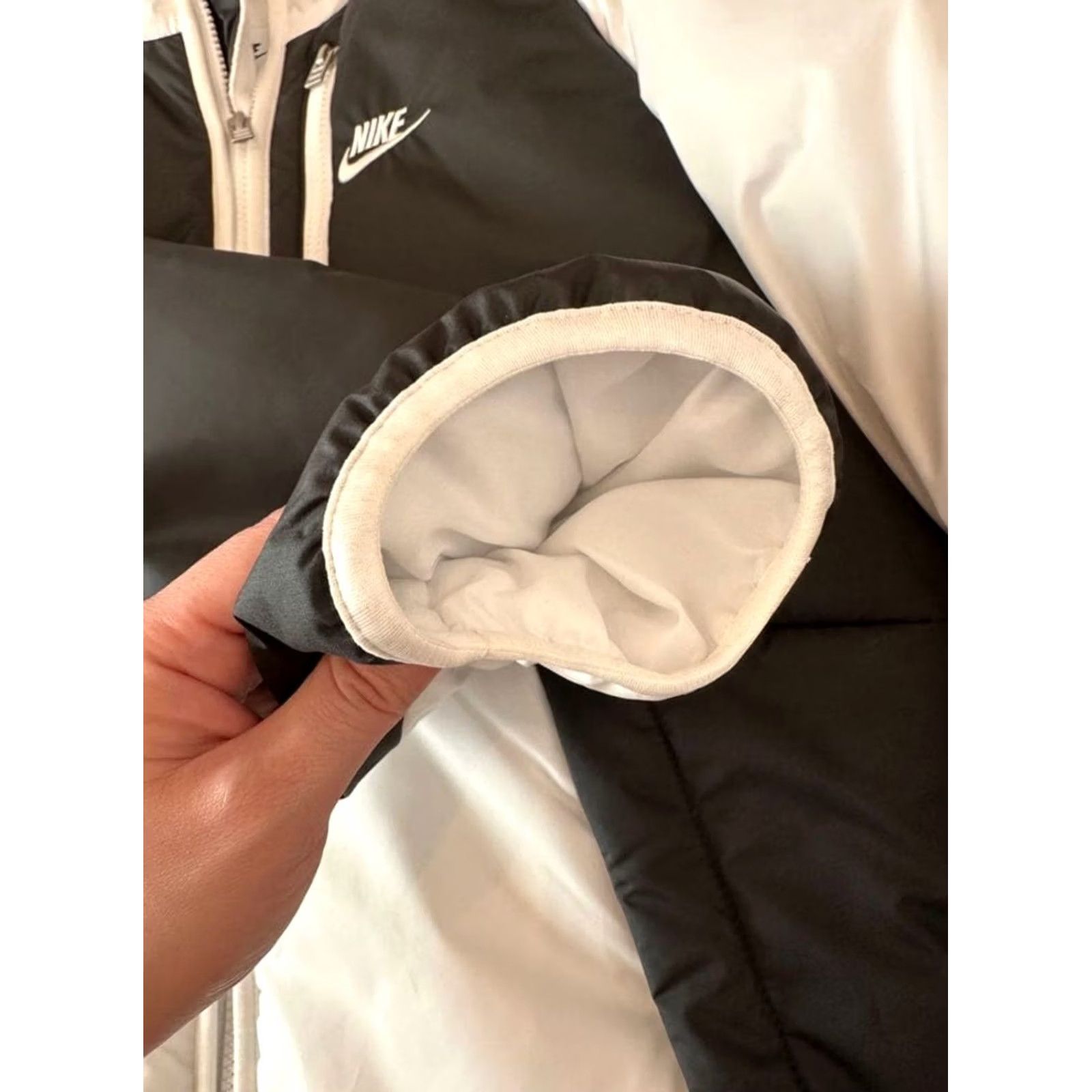 Nike NIKE Therma-FIT Down Jacket M Polyester White DD6858-100 Jacket Mens Medium White Therma-FIT Down Jacket Size US M / EU 48-50 / 2 - 5 Thumbnail