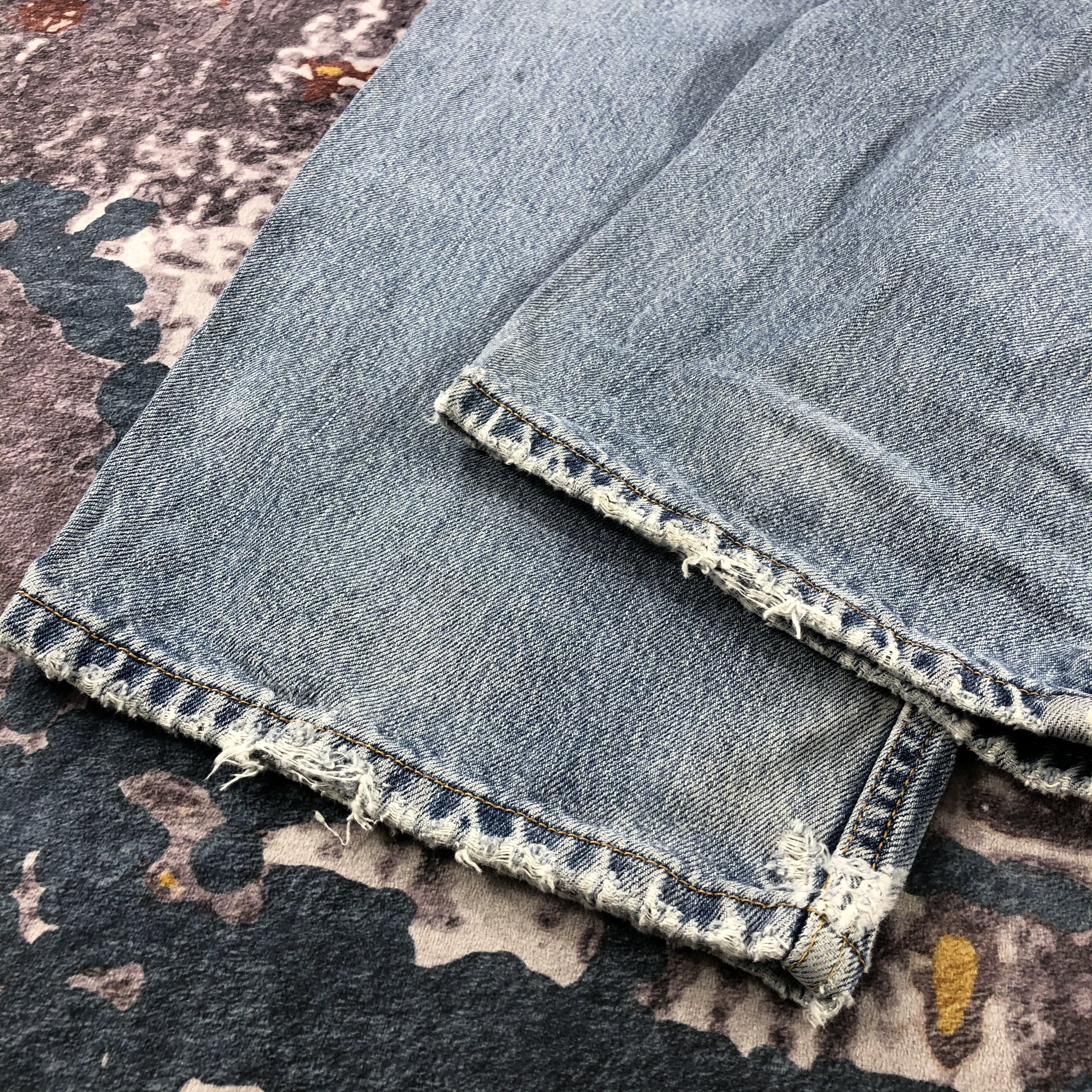 Levi's × Vintage Vintage Blue Wash Levis 560 Jeans-JM2872 Size US 44 / EU 60 - 4 Thumbnail
