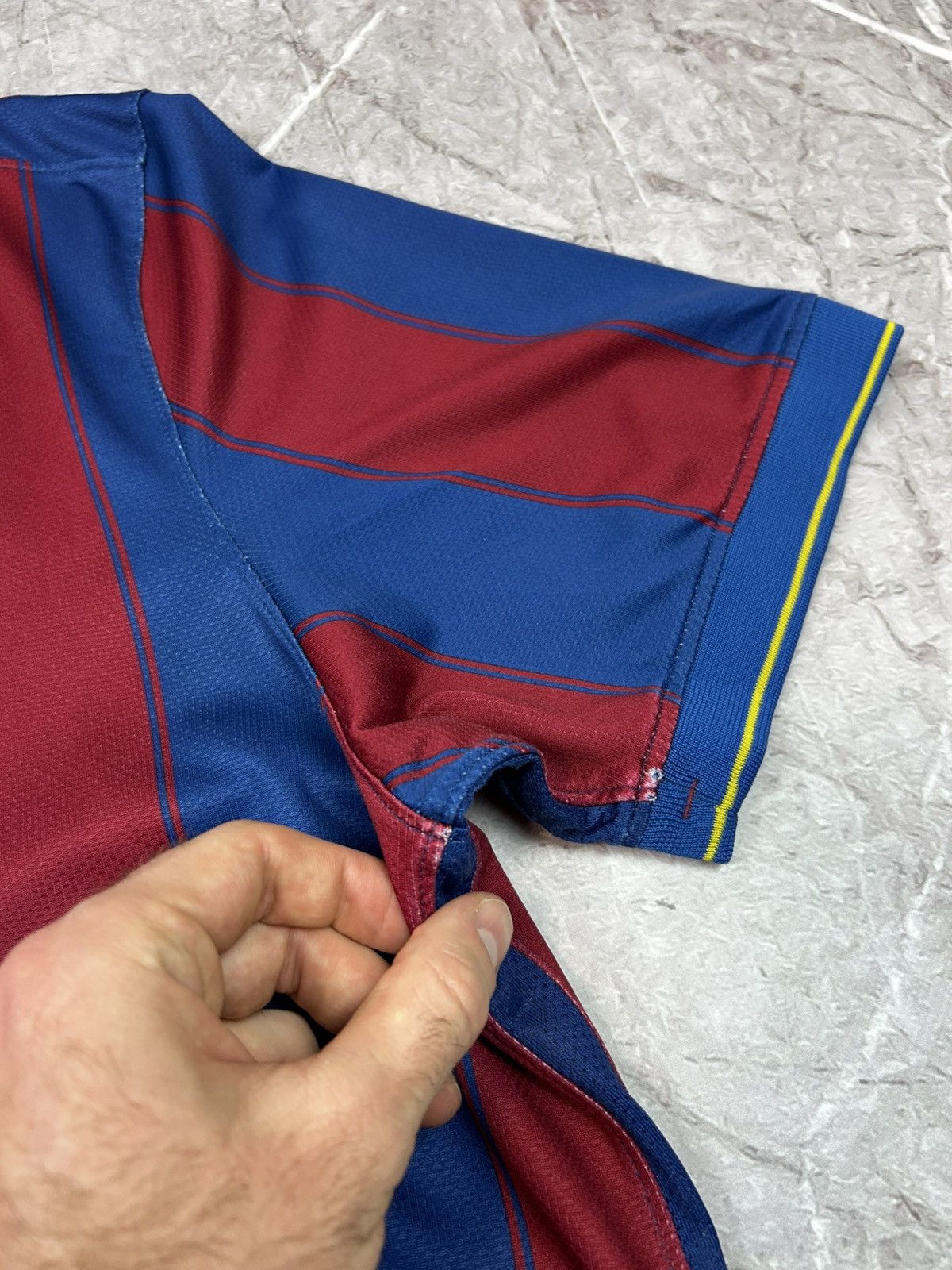 Nike FC BARCELONA 2010/2011 HOME FOOTBALL SOCCER JERSEY NIKE XLL Size US XXL / EU 58 / 5 - 11 Thumbnail
