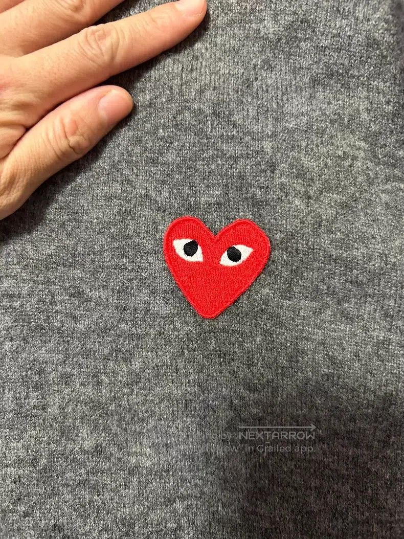 Comme des Garcons Comme Des Garcons Classic V-neck pullover sweater Size S / US 4 / IT 40 - 4 Thumbnail
