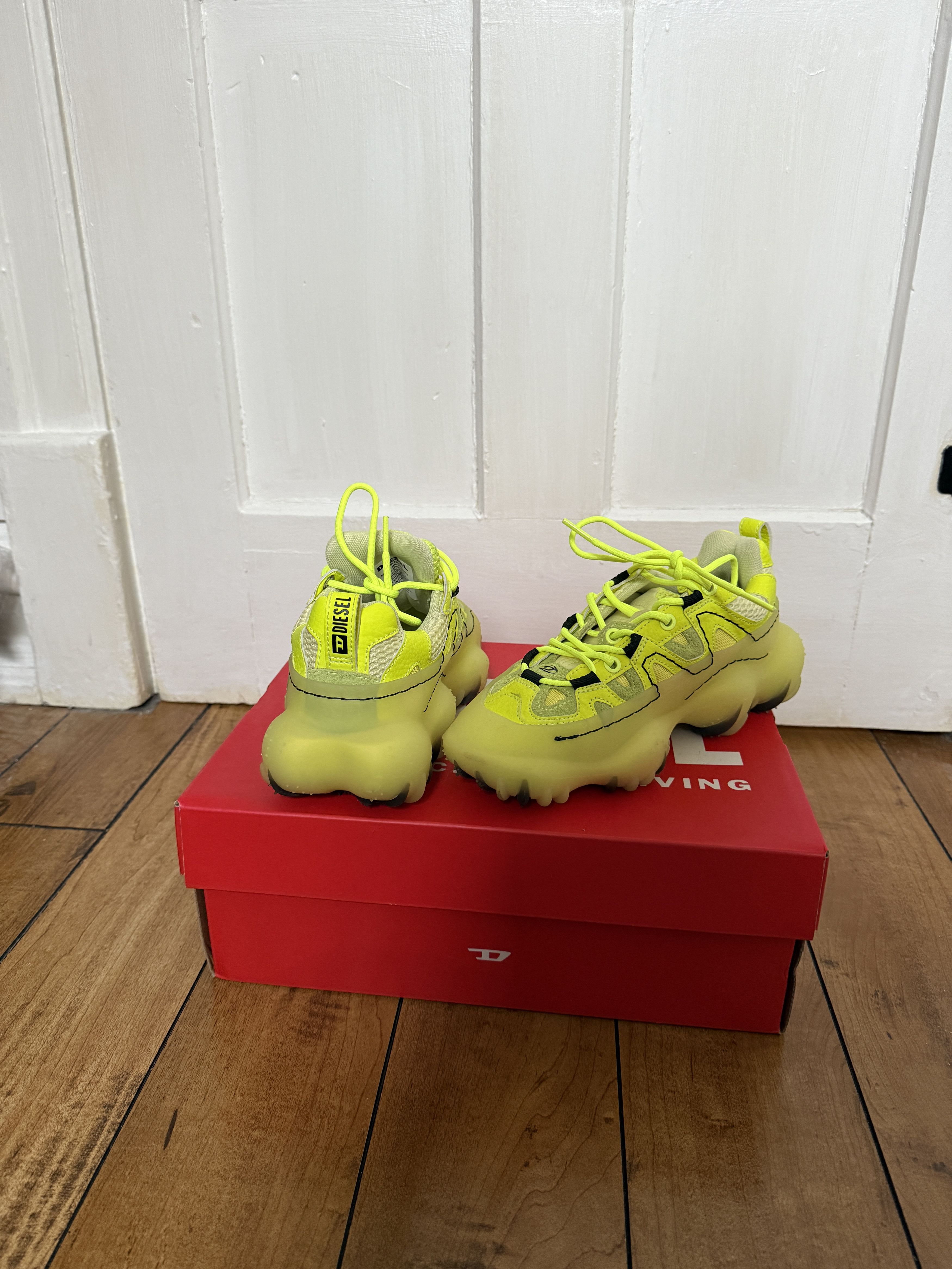 Diesel Diesel S-Prototype P1 W Sneaker Size US 6 / IT 36 - 3 Thumbnail