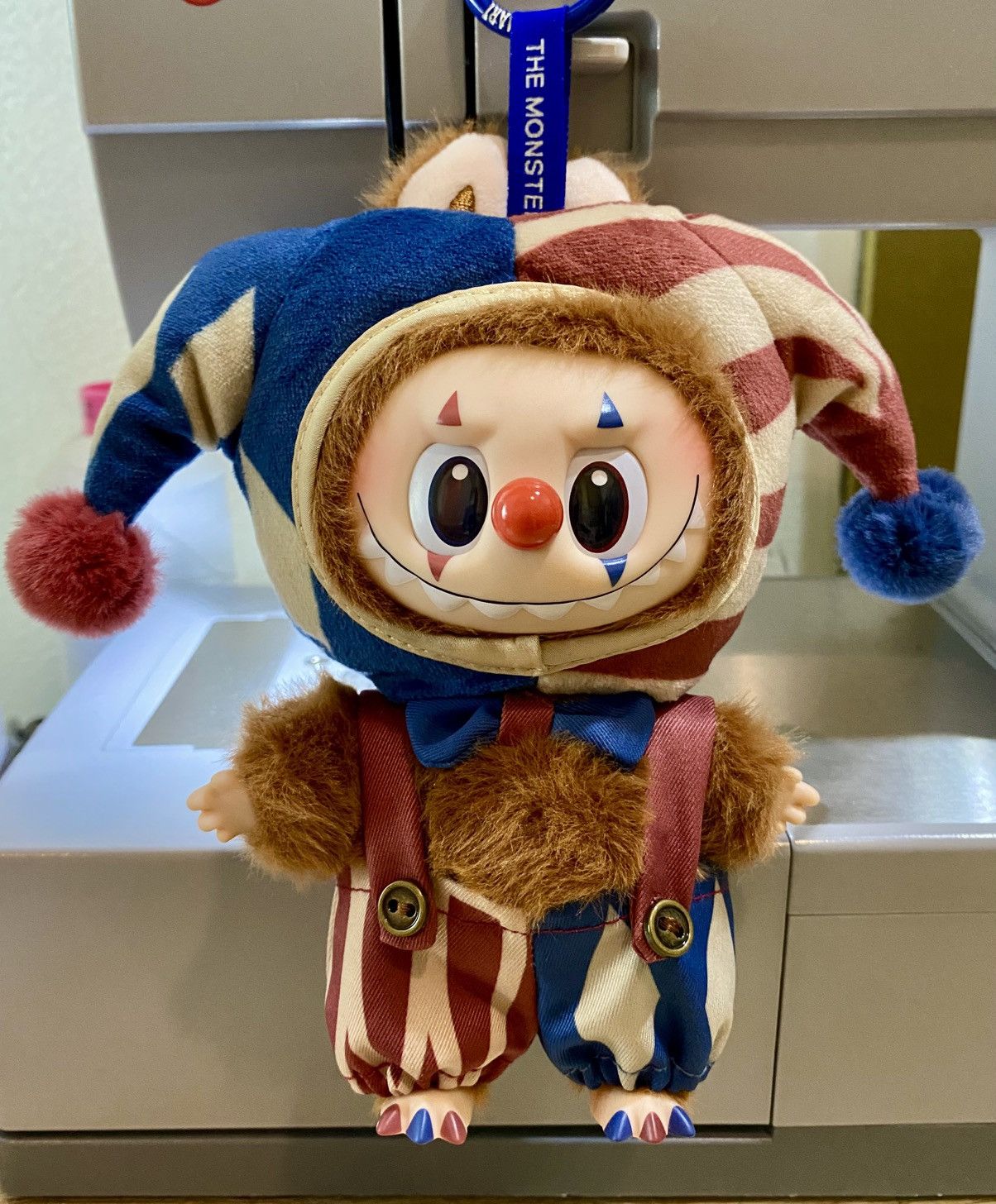 POP MART Labubu Juggling Clown Vinyl Plush Pendant Pop Mart Size ONE SIZE - 1 Thumbnail