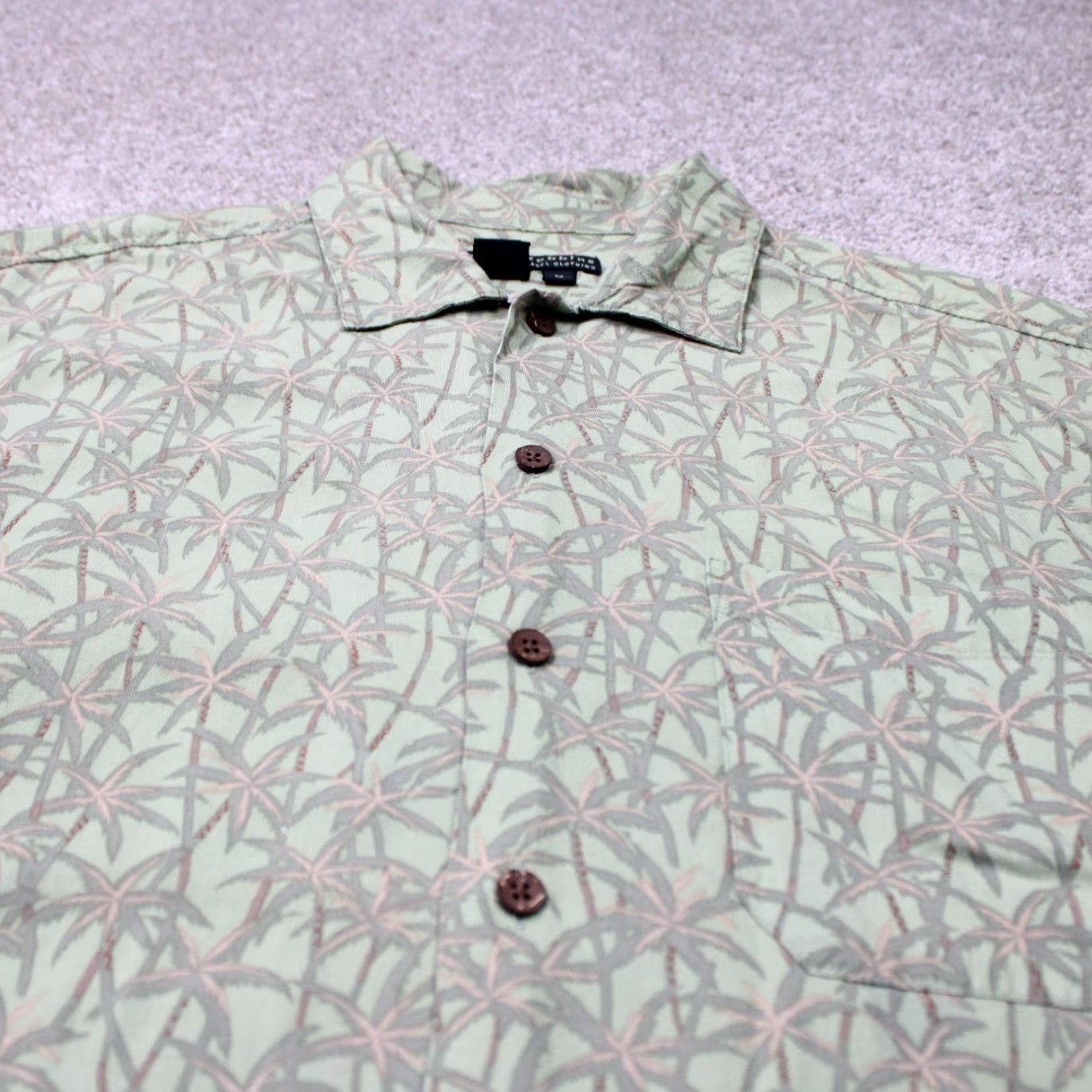Royal Robbins Royal Robbins Shirt Mens Medium Green Floral 100% Rayon Short Sleeve Button Up Size US M / EU 48-50 / 2 - 4 Thumbnail