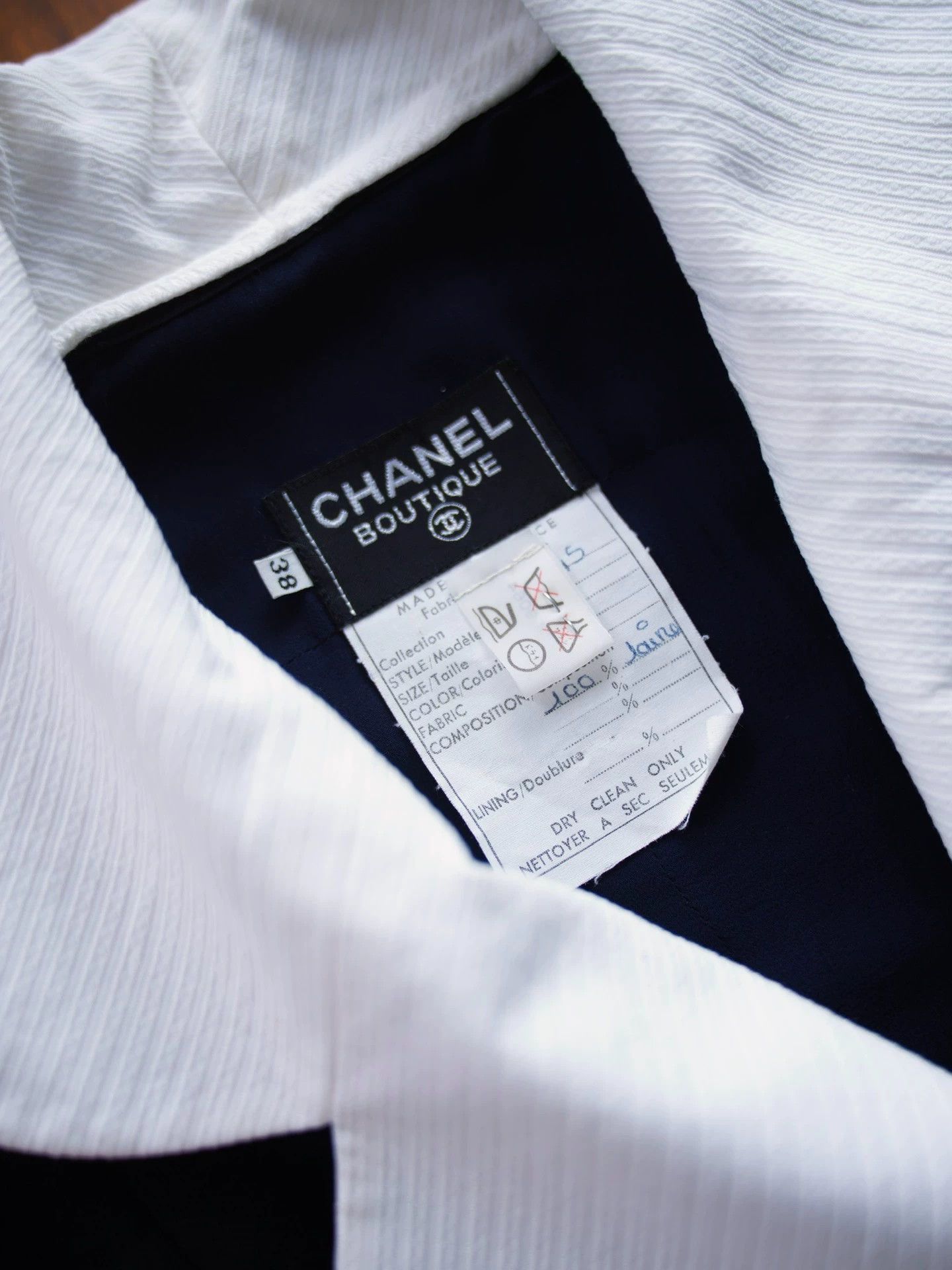 Chanel Chanel 1980s Navy Wool Colorblock Gold Button Dress Size S / US 4 / IT 40 - 6 Thumbnail