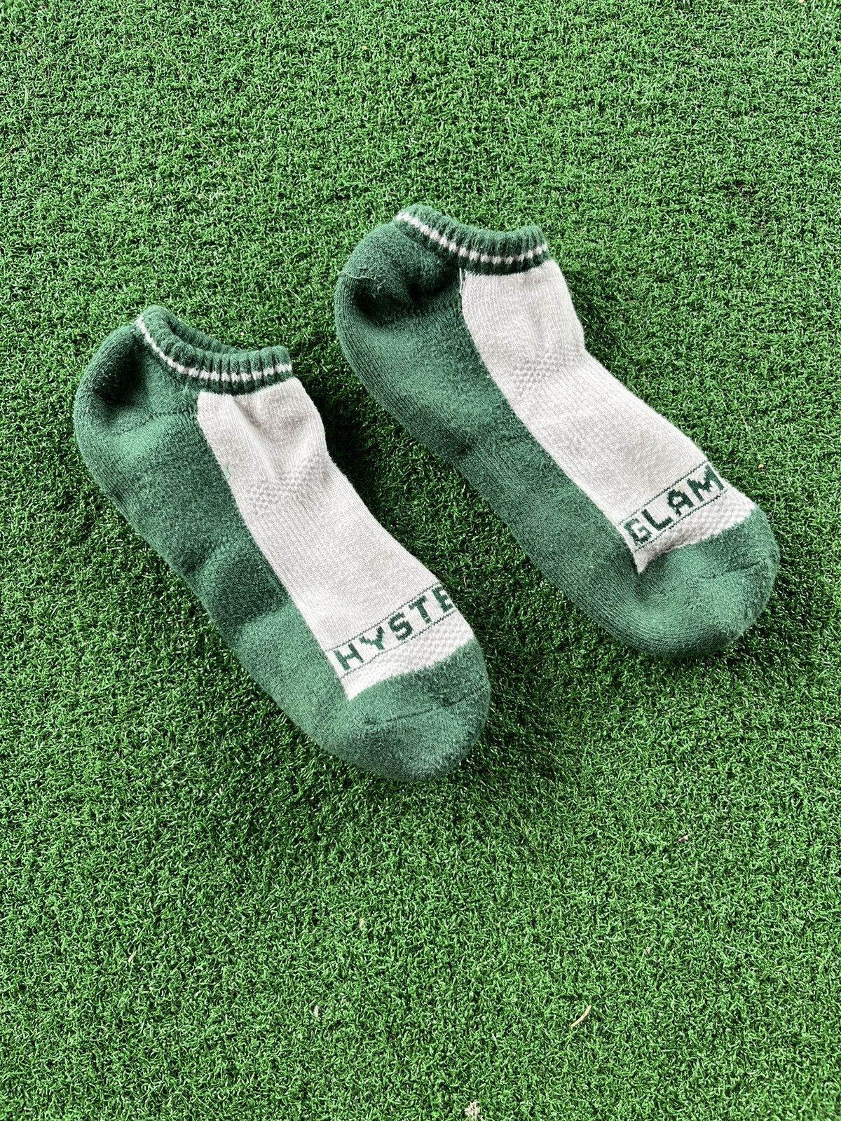 Hysteric Glamour × Japanese Brand × Vintage 🔥Hysteric Glamour Spell Out Pair Socks Japan 🇯🇵 Size ONE SIZE - 3 Thumbnail
