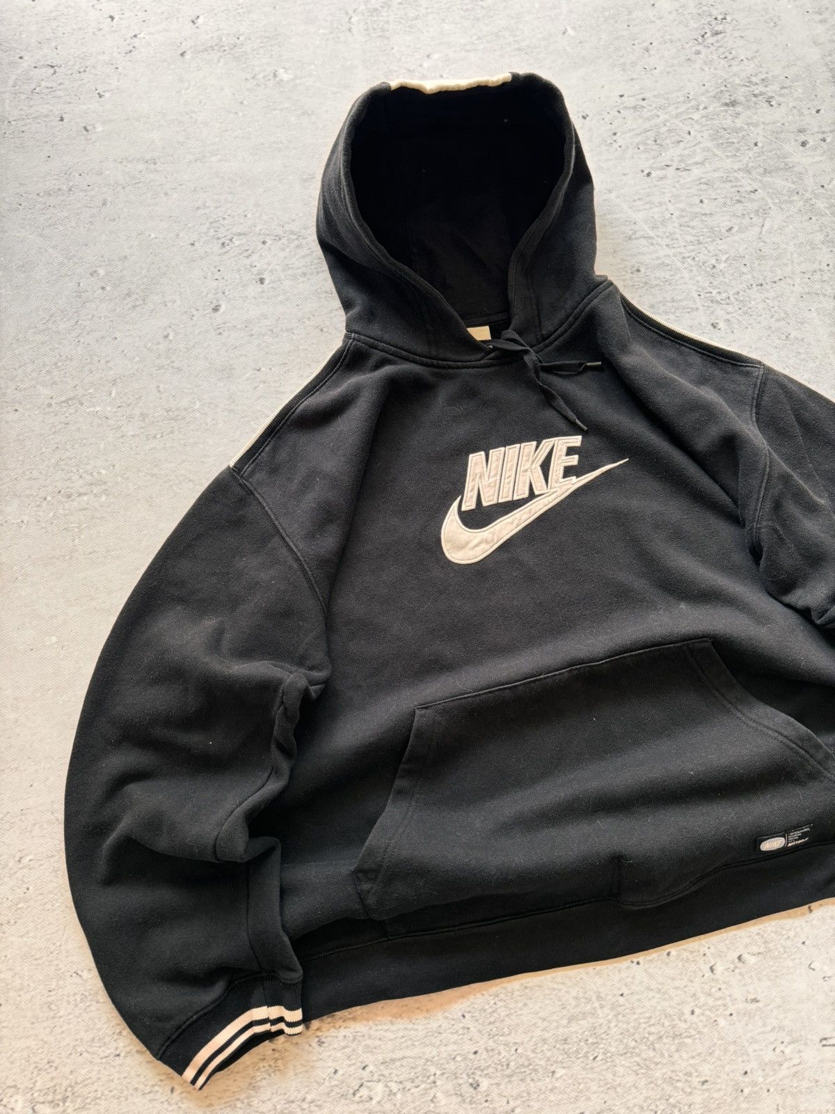 Nike × Vintage NIKE VINTAGE CENTER LOGO OVERSIZE BOXY HOODIE Size US XL / EU 56 / 4 - 2 Thumbnail