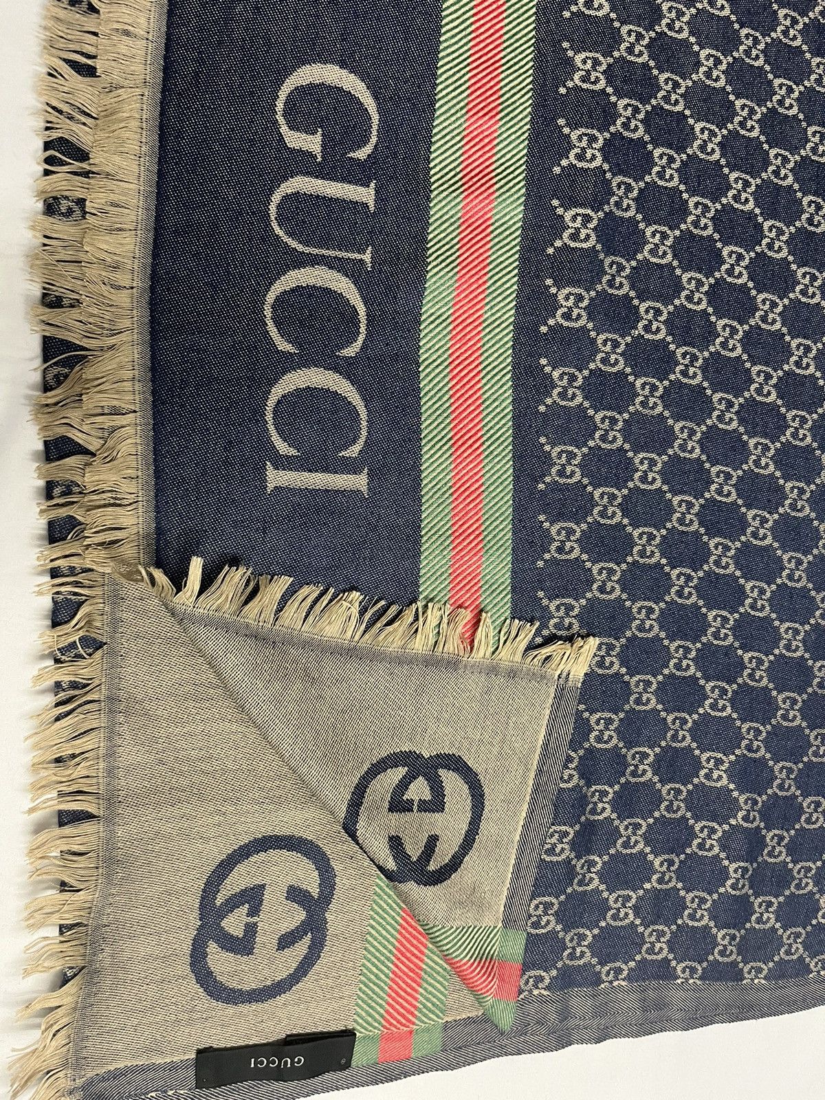 image of Gucci GG Shawl/scarf Navy 100% Lanawool, Women's