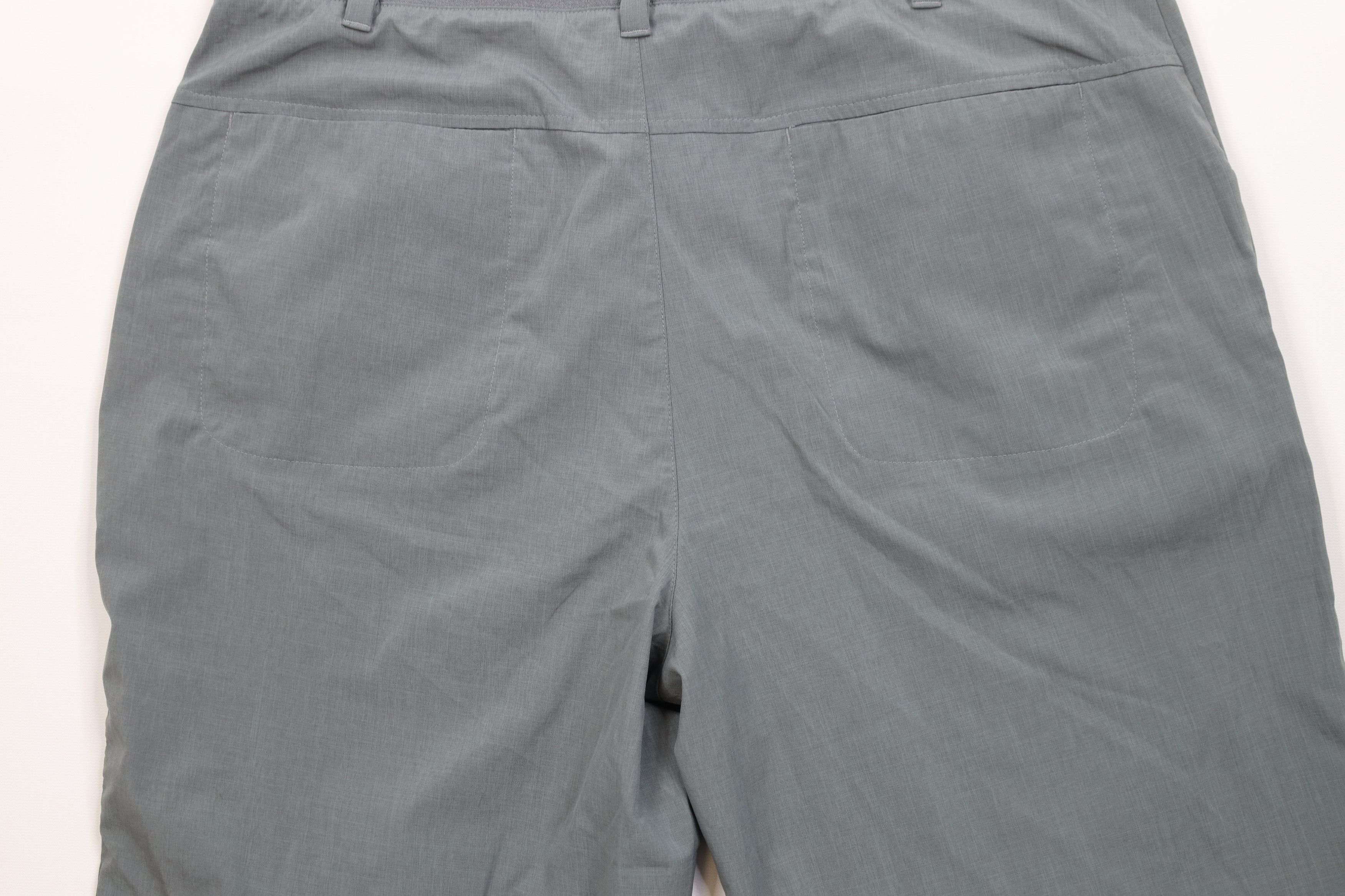 Adidas Adidas Golf Striped Stretching Golfing Chino Shorts Gray Size US 35 - 12 Thumbnail