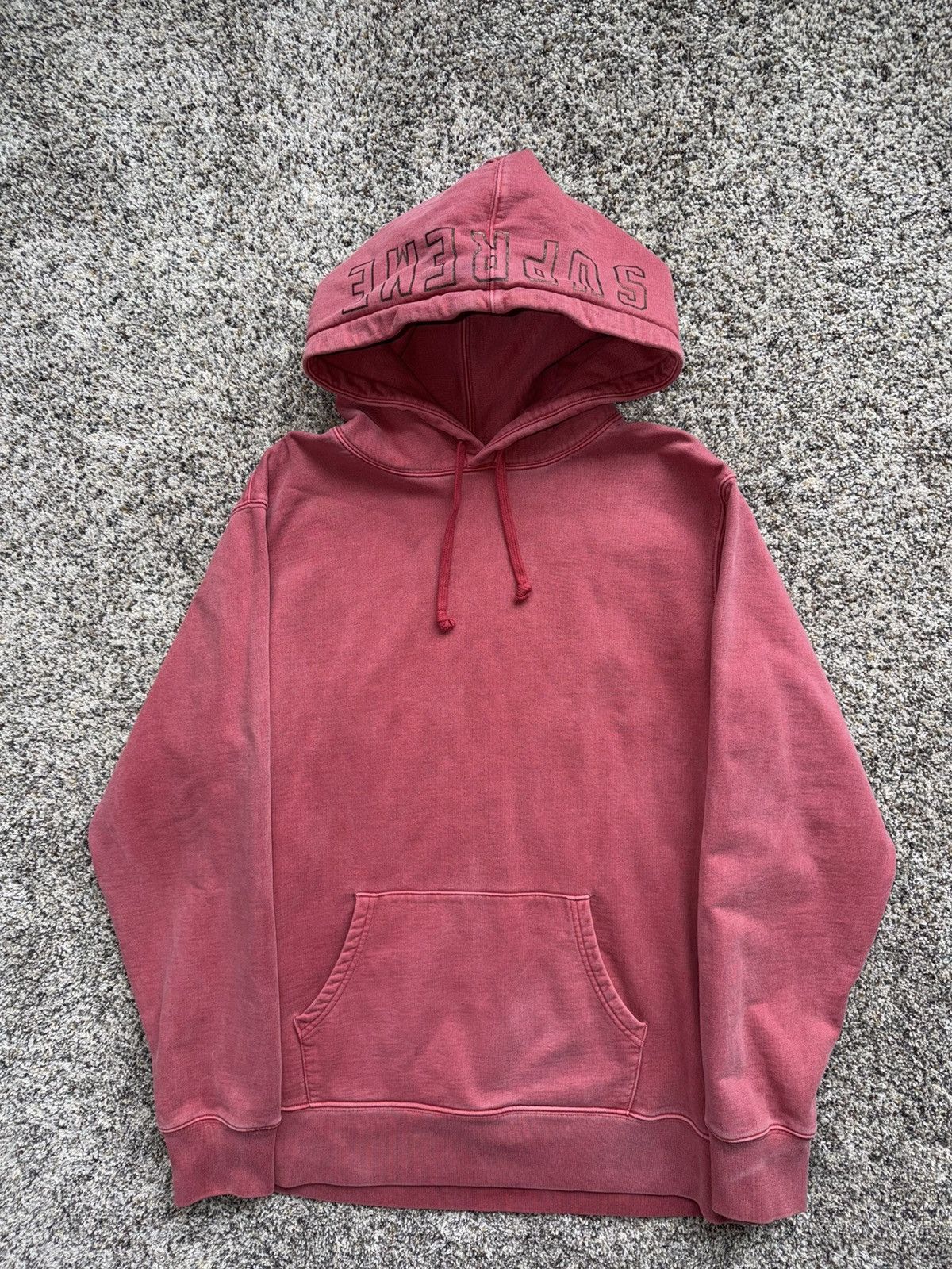 Supreme Supreme washed red hoodie spell out size XL Size US XL / EU 56 / 4 - 13 Thumbnail