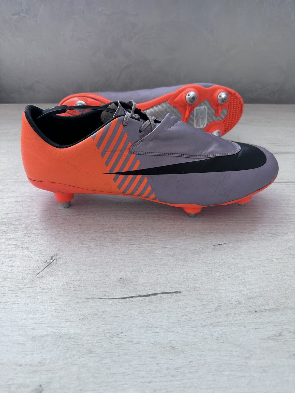 Nike Mercurial Vapor SG Carbon Football Clears World Cup
