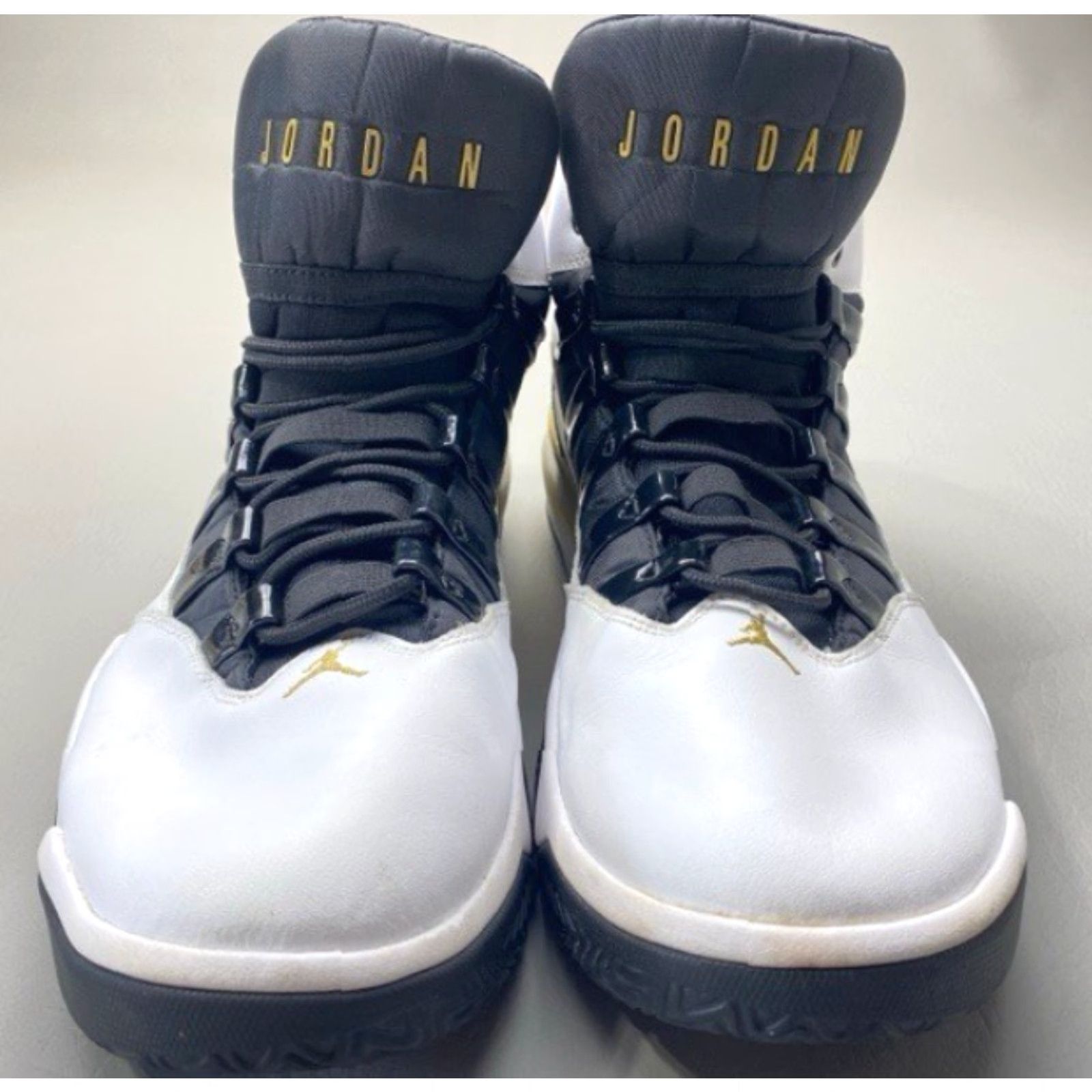 Jordan Brand Air Jordan Max Aura Golden Knights Men's Size 14 White Black Gold AQ9084-107 Size US 14 / EU 47 - 3 Thumbnail