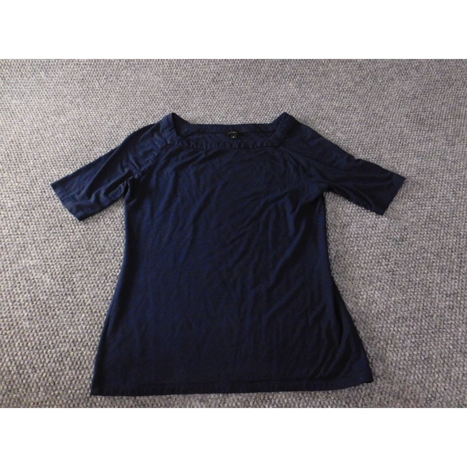 Talbots Talbots Womens Blouse S Blue Crew Neck Short Sleeve Solid Rayon Spandex Pullover Casual Classic Buttondetails Women Shirt Size S / US 4 / IT 40 - 2 Thumbnail