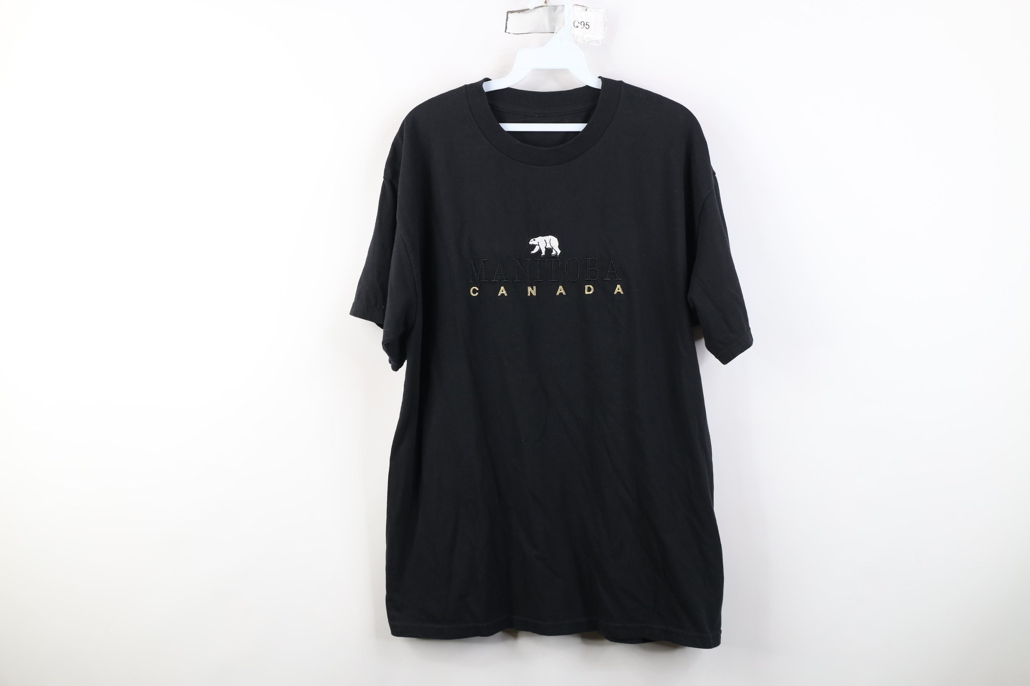 Vintage Vintage 90s Streetwear Manitoba Canada Polar Bear T-Shirt Size US L / EU 52-54 / 3 - 1 Thumbnail