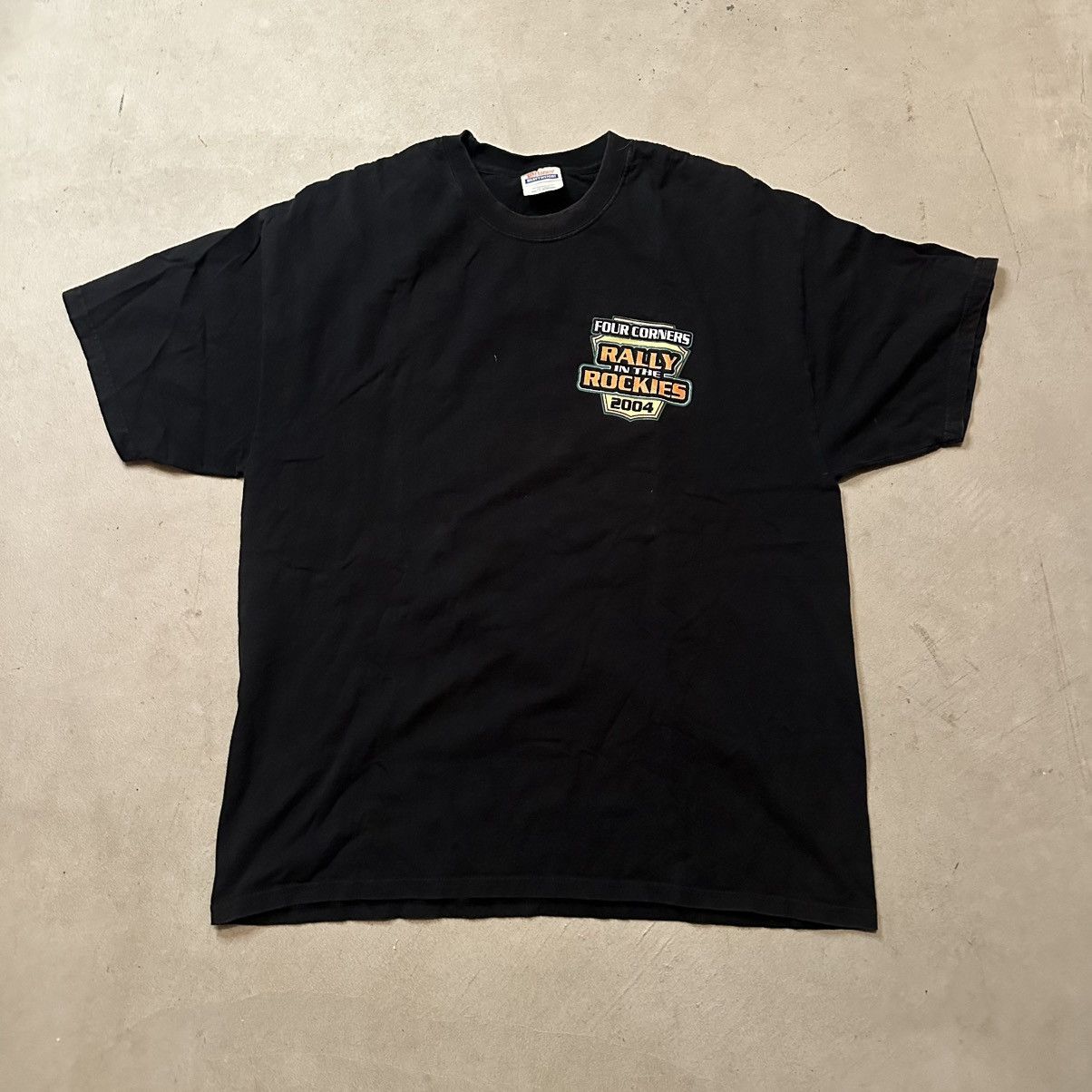 Hanes Vintage 2004 Rally in the Rockies Motorcycle Biker Shirt Size US XL / EU 56 / 4 - 3 Thumbnail