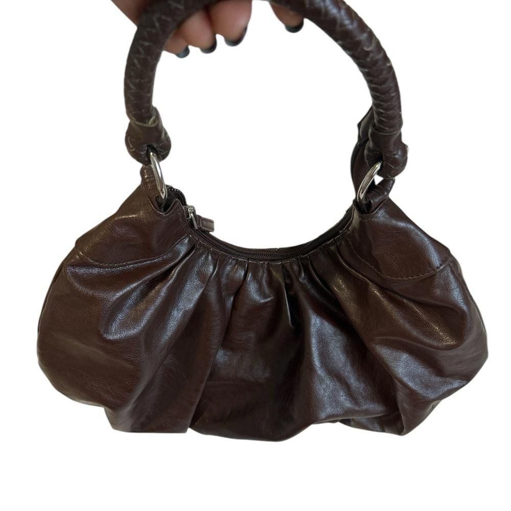 Designer Stylish Brown Leather Handbag - Chic Design Size ONE SIZE - 3 Thumbnail