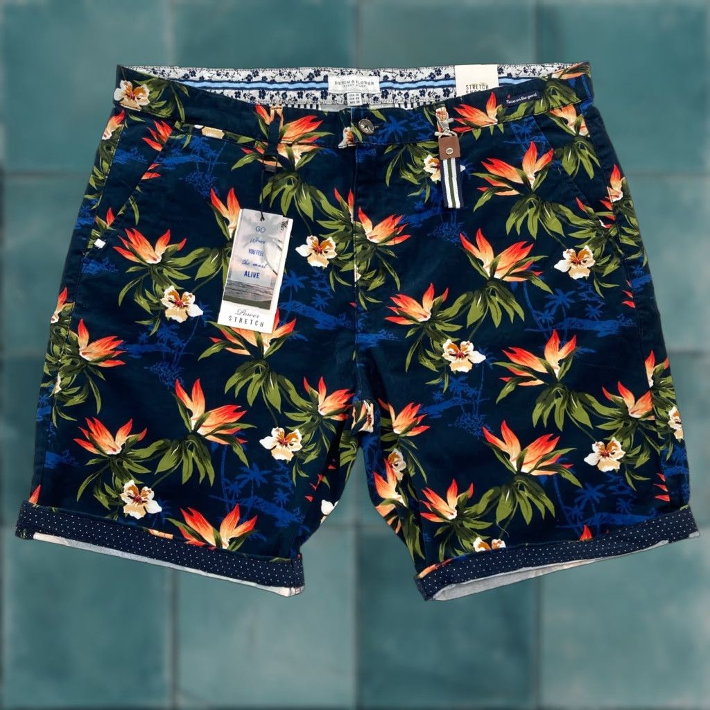 Vintage Denim & Flower Chino Shorts Mens 38 Blue Floral Roll Cuff Stretch Fabric Casual Size US 38 / EU 54 - 1 Thumbnail
