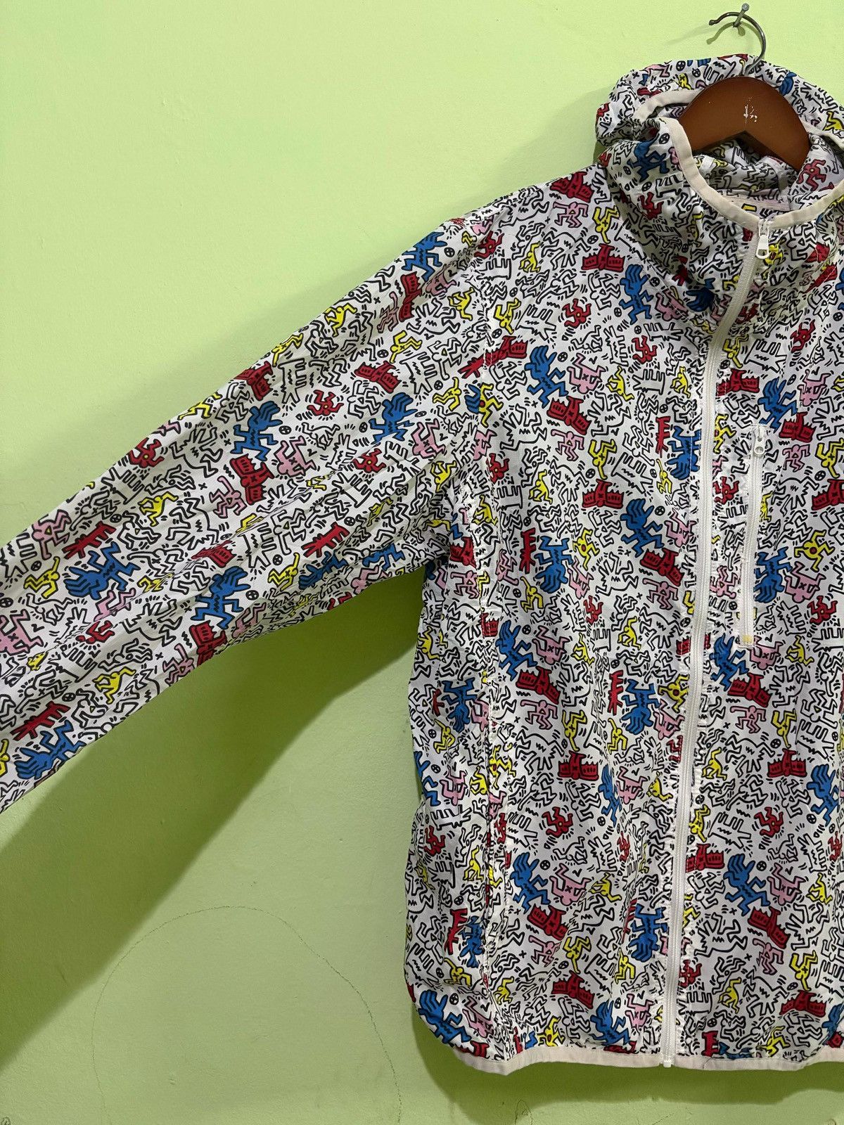 Art Comes First × Keith Haring Keith Haring Art 2015 X Uniqlo Light Jacket Art Design Size US M / EU 48-50 / 2 - 3 Thumbnail