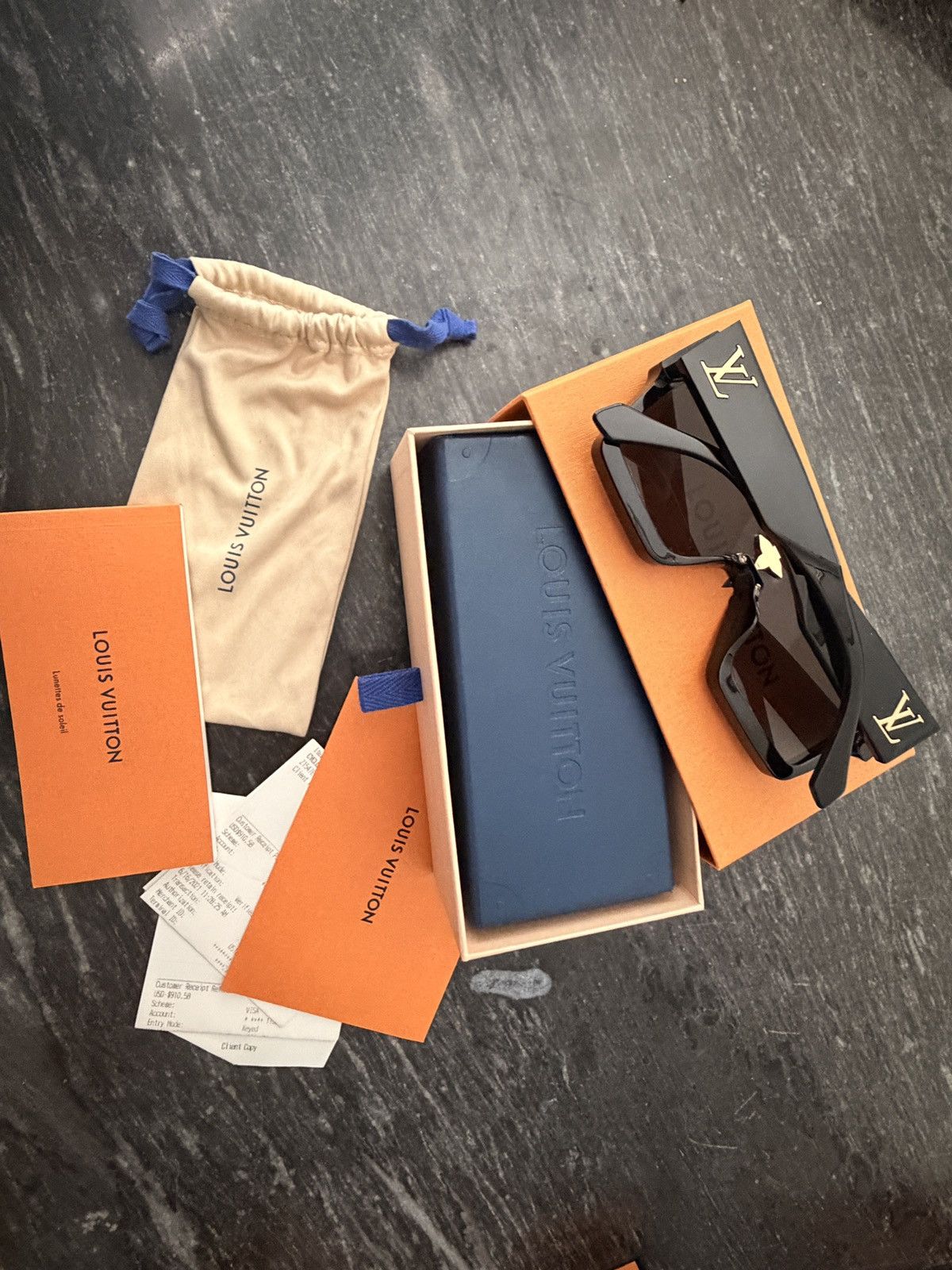 Louis Vuitton Louis Vuitton Black cyclone Sunglasses with Gold Accents E Size ONE SIZE - 3 Thumbnail