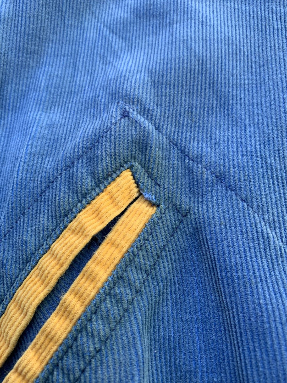 Vintage VINTAGE 60s MAPLE CORDUROY CHAINSTITCH VARSITY JACKET Size US M / EU 48-50 / 2 - 11 Thumbnail