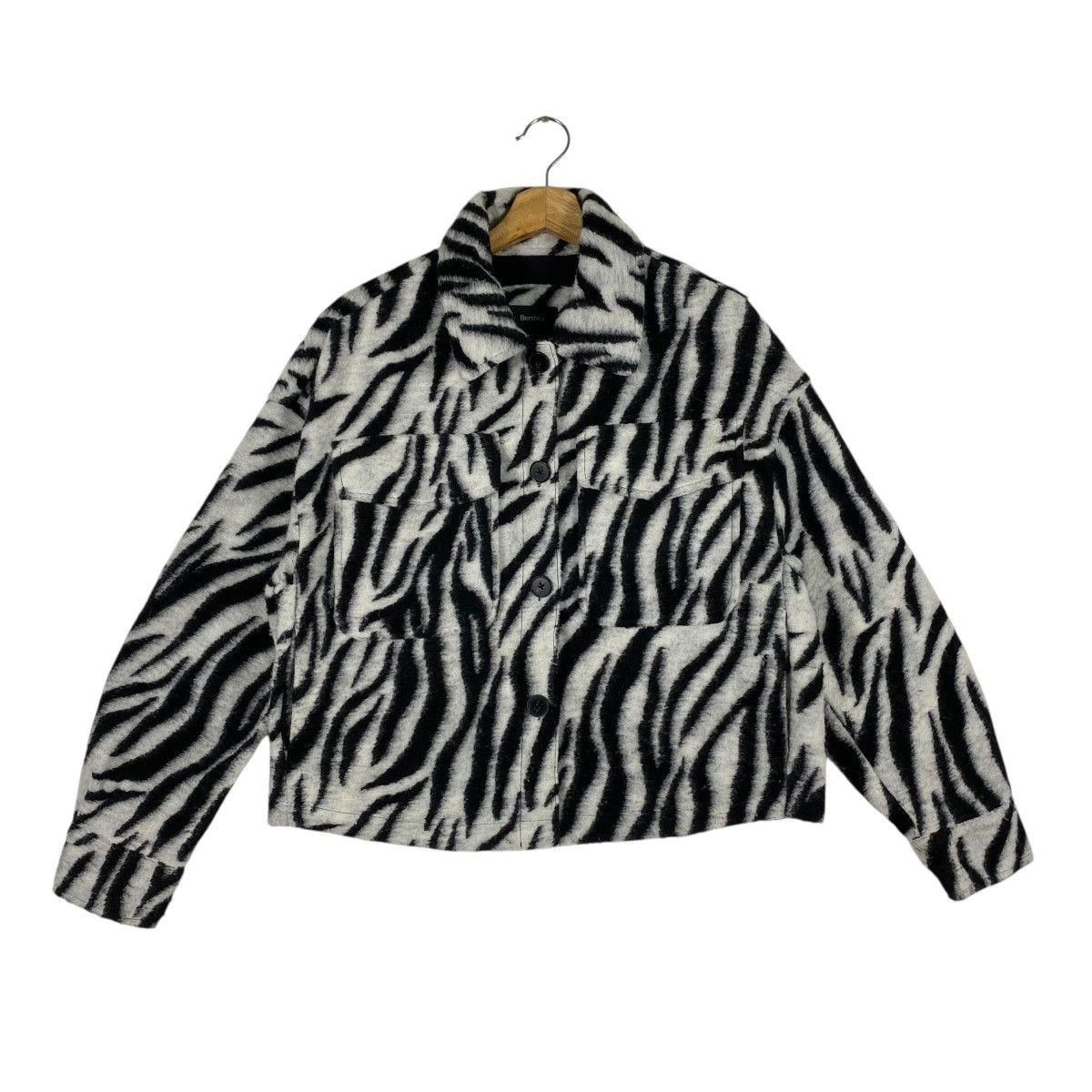 Bershka Bershka Zebra Print Wool Button Jacket M/L Size Size M / US 6-8 / IT 42-44 - 4 Thumbnail