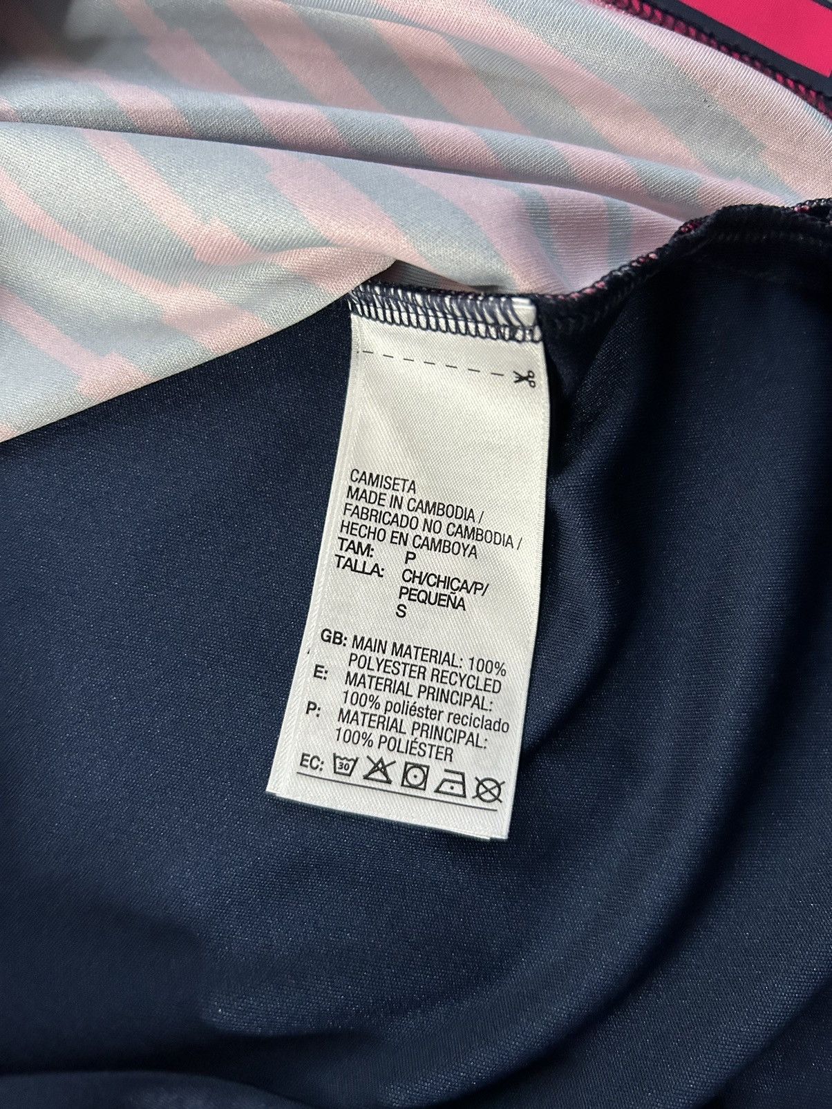 Adidas Adidas Colombia 2018 Pregame Training Jersey Size US S / EU 44-46 / 1 - 7 Thumbnail