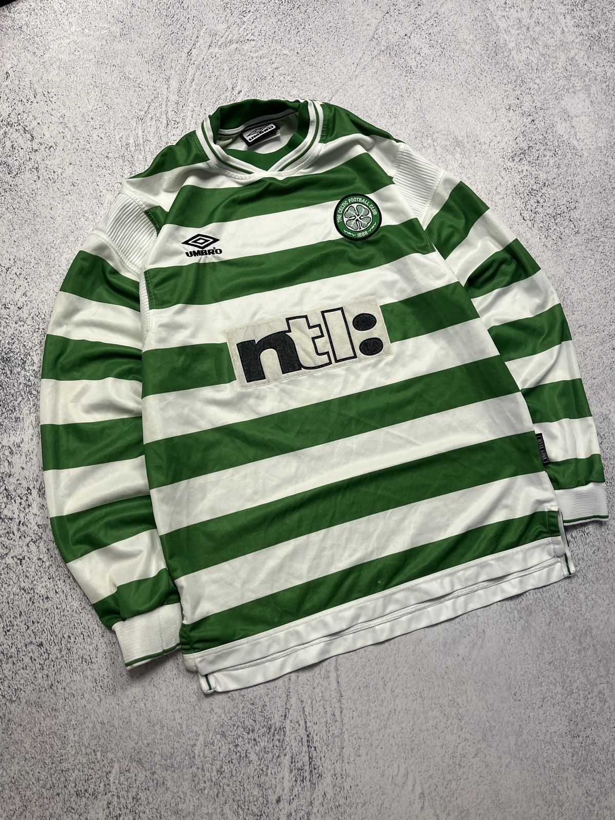 Umbro Vintage Umbro Celtic 1999/01 Home Soccer Jersey Long Sleeve Size US M / EU 48-50 / 2 - 3 Thumbnail