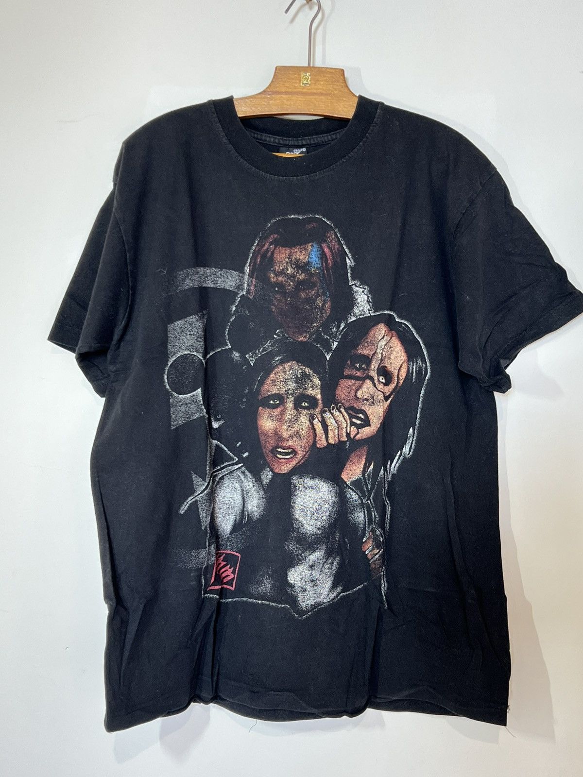 Band Tees Vintage shirt Marilyn Manson early 00s faces disney bashing Size US L / EU 52-54 / 3 - 1 Thumbnail
