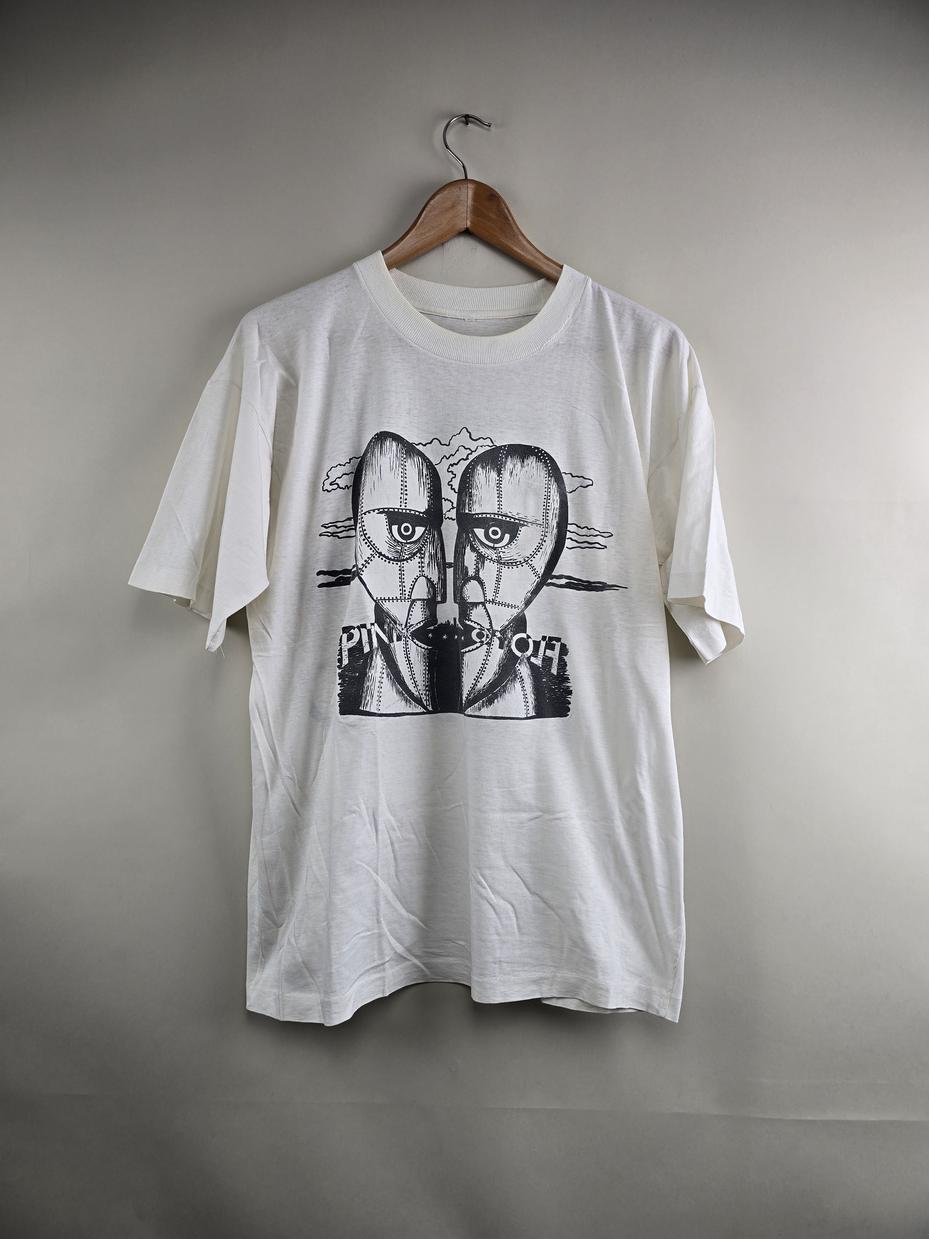 Band Tees × Pink Floyd × Vintage 1994 Pink Floyd Division Bell L 21.5" 27.5" Size US L / EU 52-54 / 3 - 1 Thumbnail