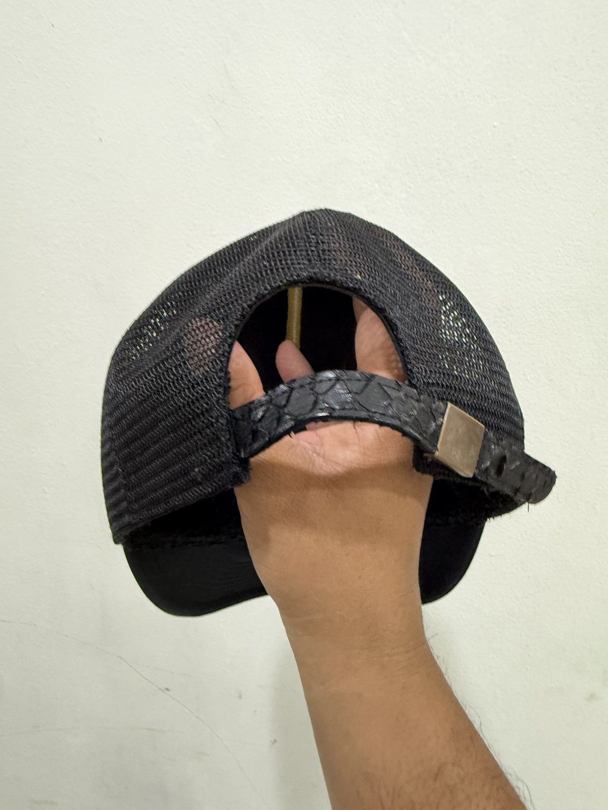 Roar VTG ROAR SWAROVSKI Trucker Hat Size ONE SIZE - 6 Thumbnail