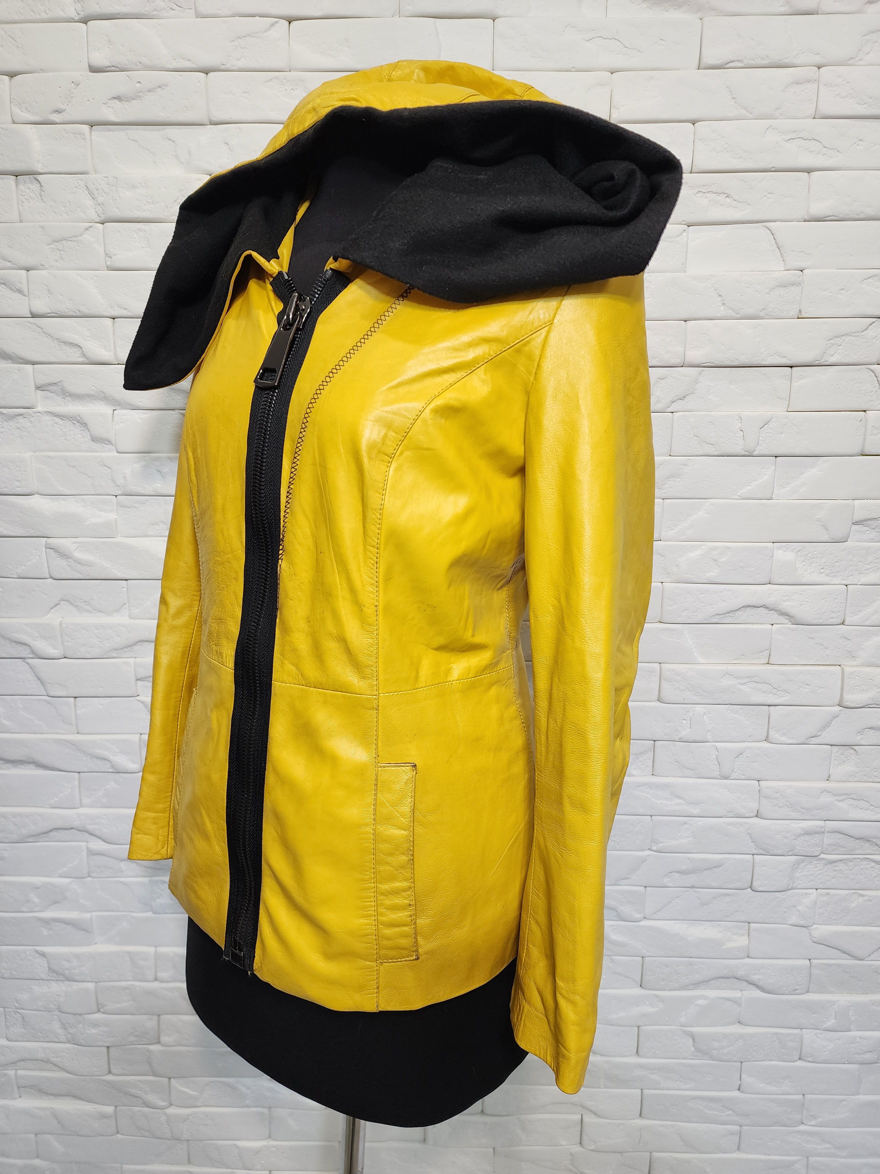 Genuine Leather Yellow Leather Hooded Jacket: Women's Sport Coat Size M / US 6-8 / IT 42-44 - 3 Thumbnail