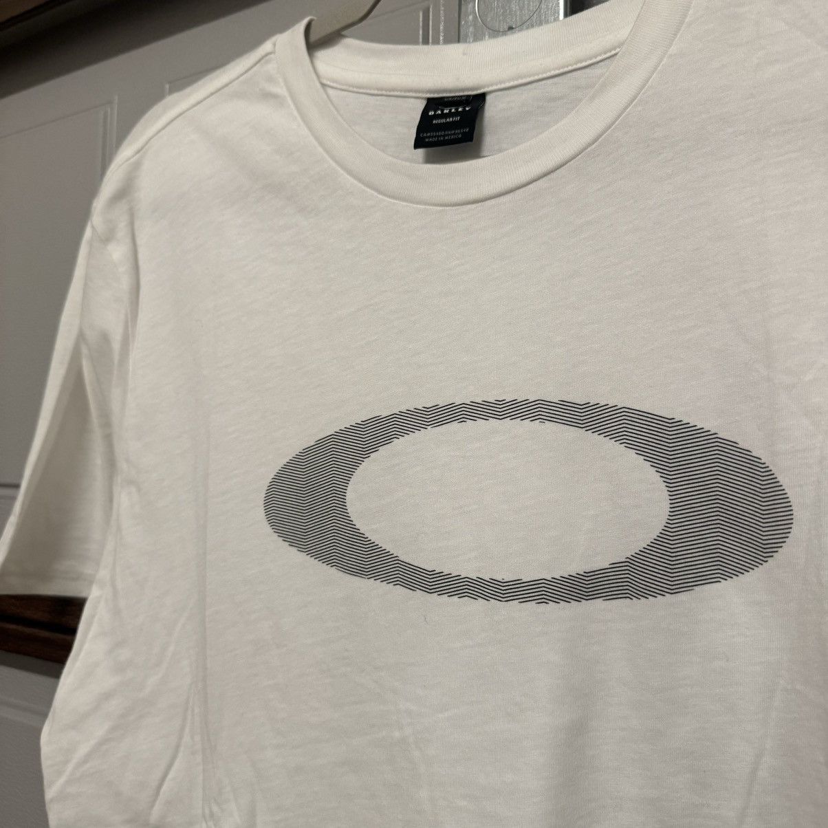 Oakley × Vintage Vintage y2k oakley gorpcore tee M Size US M / EU 48-50 / 2 - 3 Thumbnail
