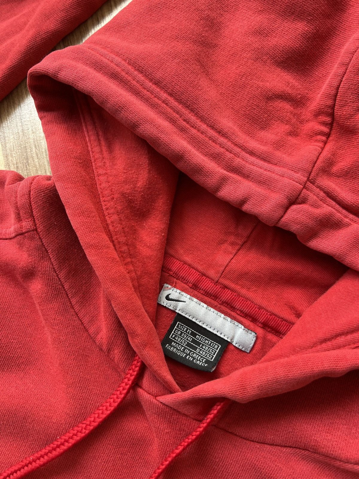 Nike Vintage Y2K Nike Men’s Red Swoosh Cotton Hoodie Size Size US M / EU 48-50 / 2 - 7 Thumbnail