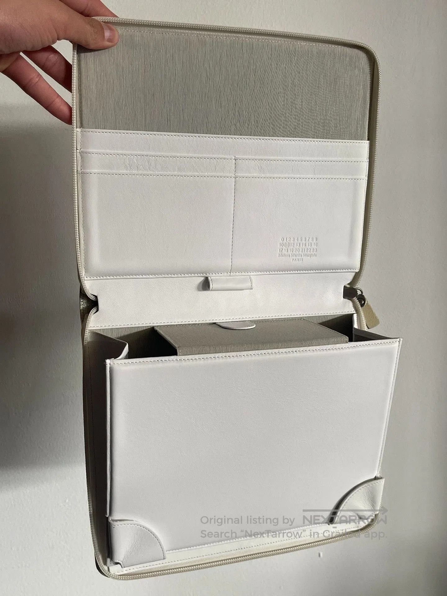 Maison Margiela Maison Martin Margiela White Clutch. Size ONE SIZE - 2 Thumbnail