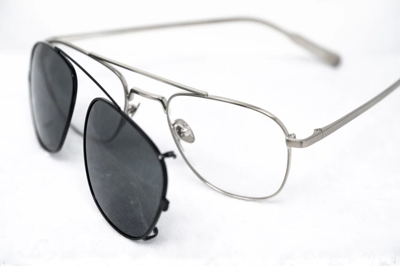 Dior Kris Van Assche Sunglasses Rectangular Black and Grey Size ONE SIZE - 14 Thumbnail