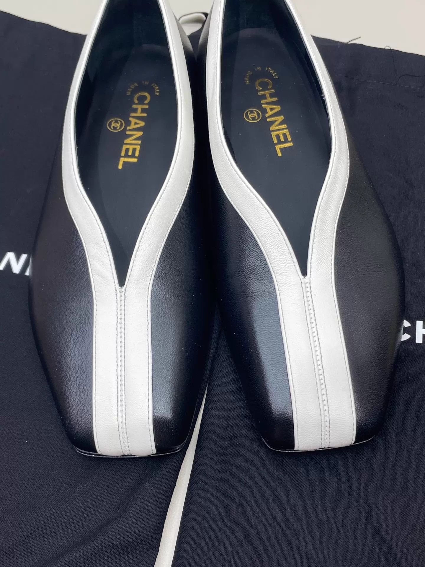 Chanel Chanel 26 Square Toe Slip-On Flat Shoes 36.5 Size US 6 / IT 36 - 6 Thumbnail