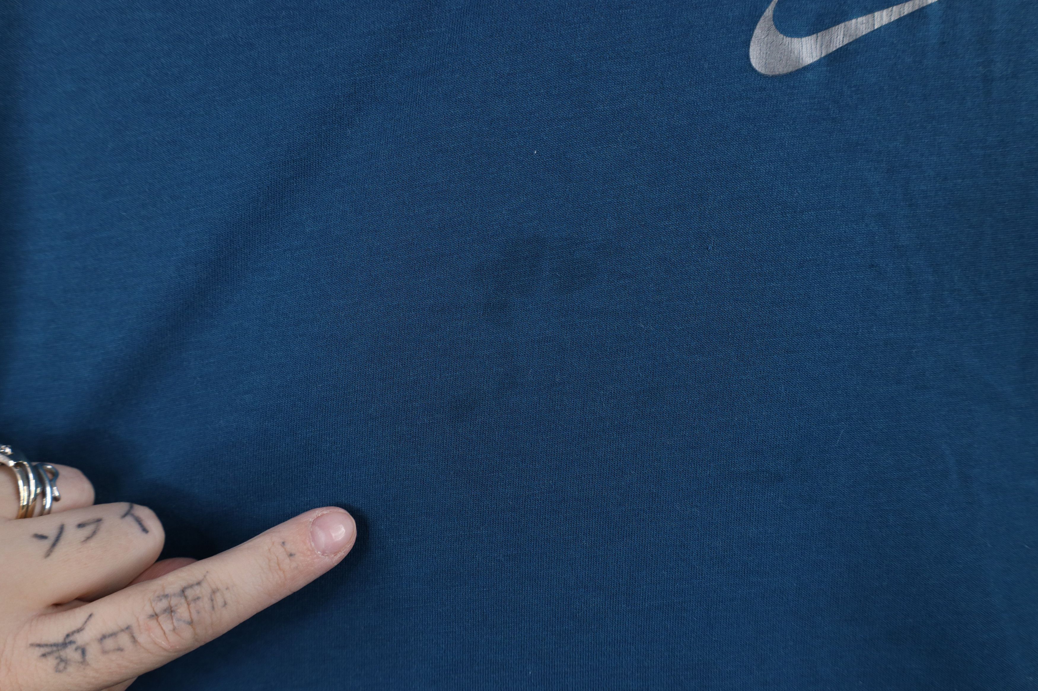 Nike × Vintage Nike Dri-Fit Tailwind Short Sleeve V-Neck T-Shirt Size US XXL / EU 58 / 5 - 5 Thumbnail