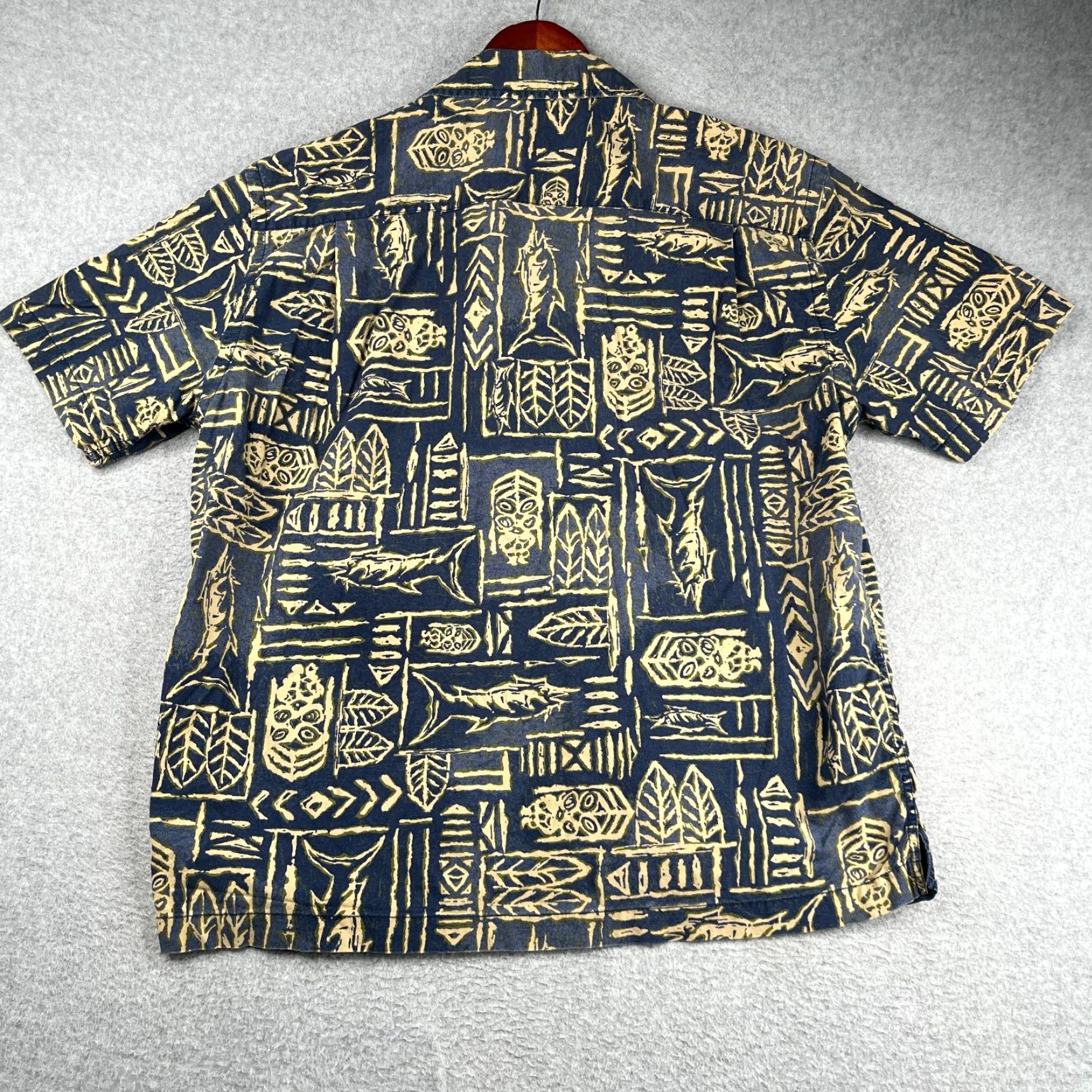 Abercrombie & Fitch Abercrombie & Fitch Tribal Print Shirt XL Navy Short Sleeve Button-Up Mens Size US XL / EU 56 / 4 - 5 Thumbnail
