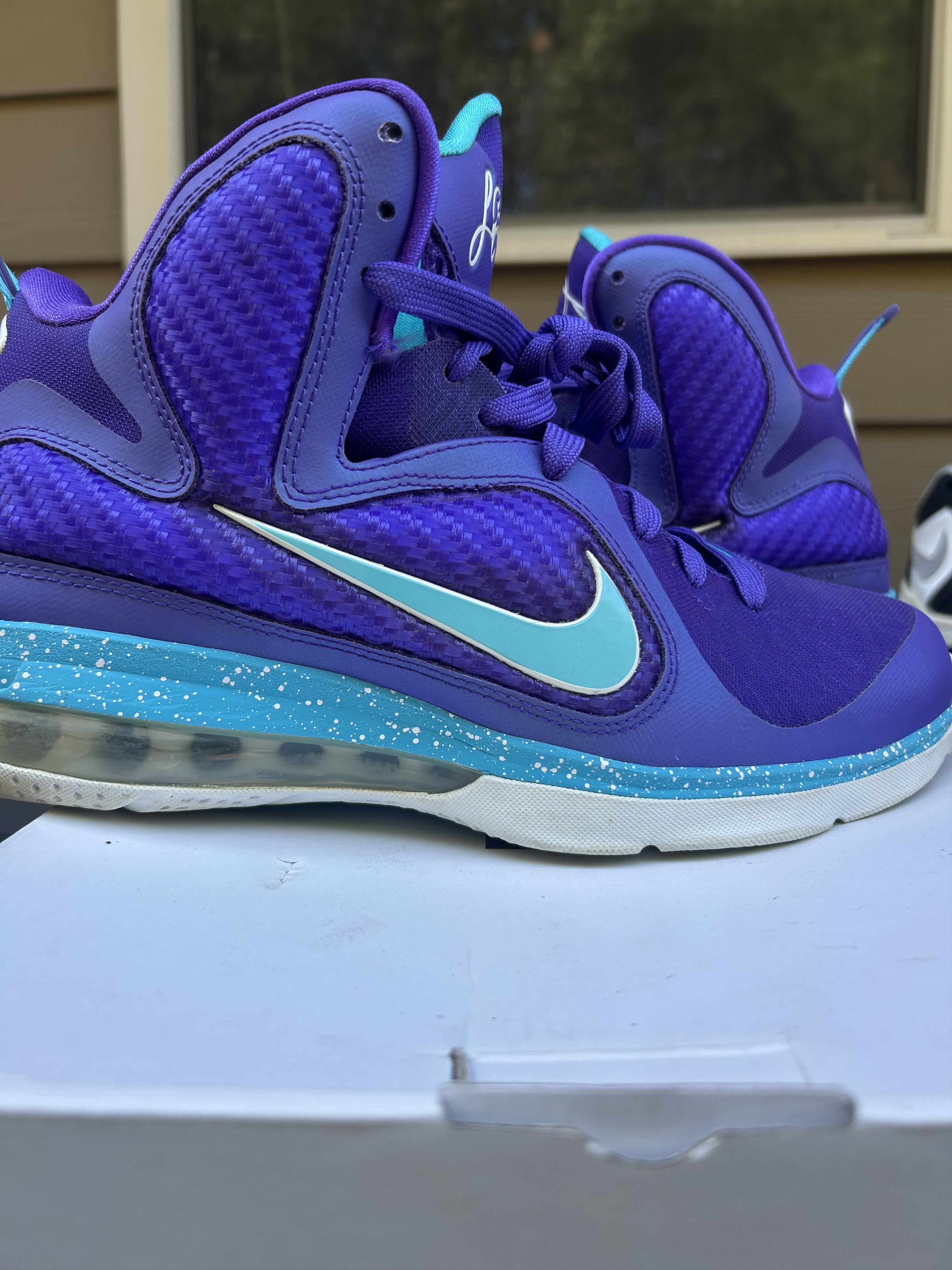 Nike Nike LeBron Summit 2012 Lake Hornets Purple Basketball 8.5 Size US 8.5 / EU 41-42 - 6 Thumbnail