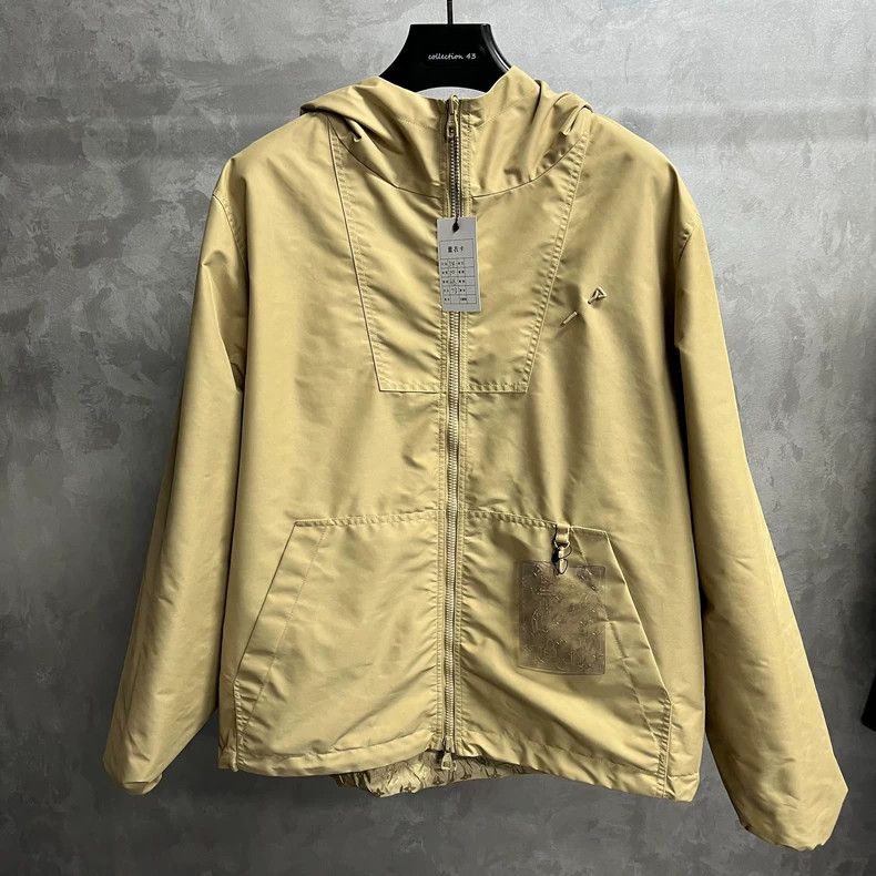 louis vuitton Beige pin full logo reversible long jacket 25