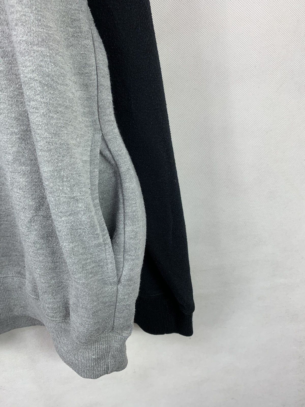 Anime Steals! Hatsune Miku Japanese Artist Anime Hoodie Sweater Size US L / EU 52-54 / 3 - 4 Thumbnail