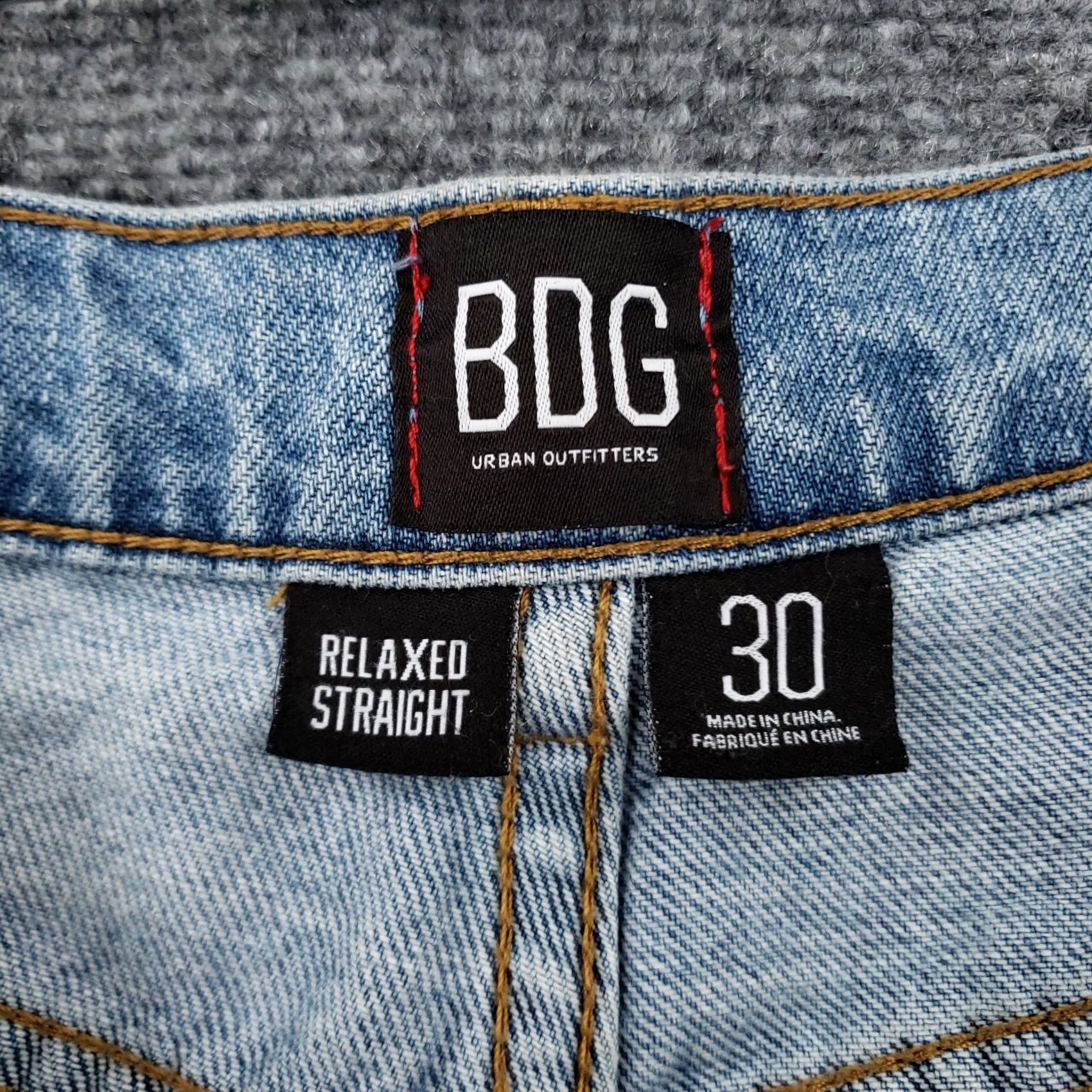 Bdg BDG Jeans Womens 30 Mid-Rise Straight Relaxed Fit Distressed Light Wash Blue Jeans Size 30" / US 8 / IT 44 - 4 Thumbnail
