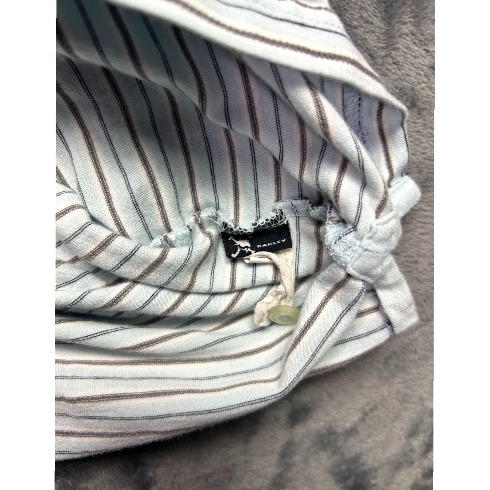 Oakley Oakley Polo Shirt Striped XL Men Light Blue White Knit Short Sleeve Golf Casual Shirt Size US XL / EU 56 / 4 - 5 Thumbnail