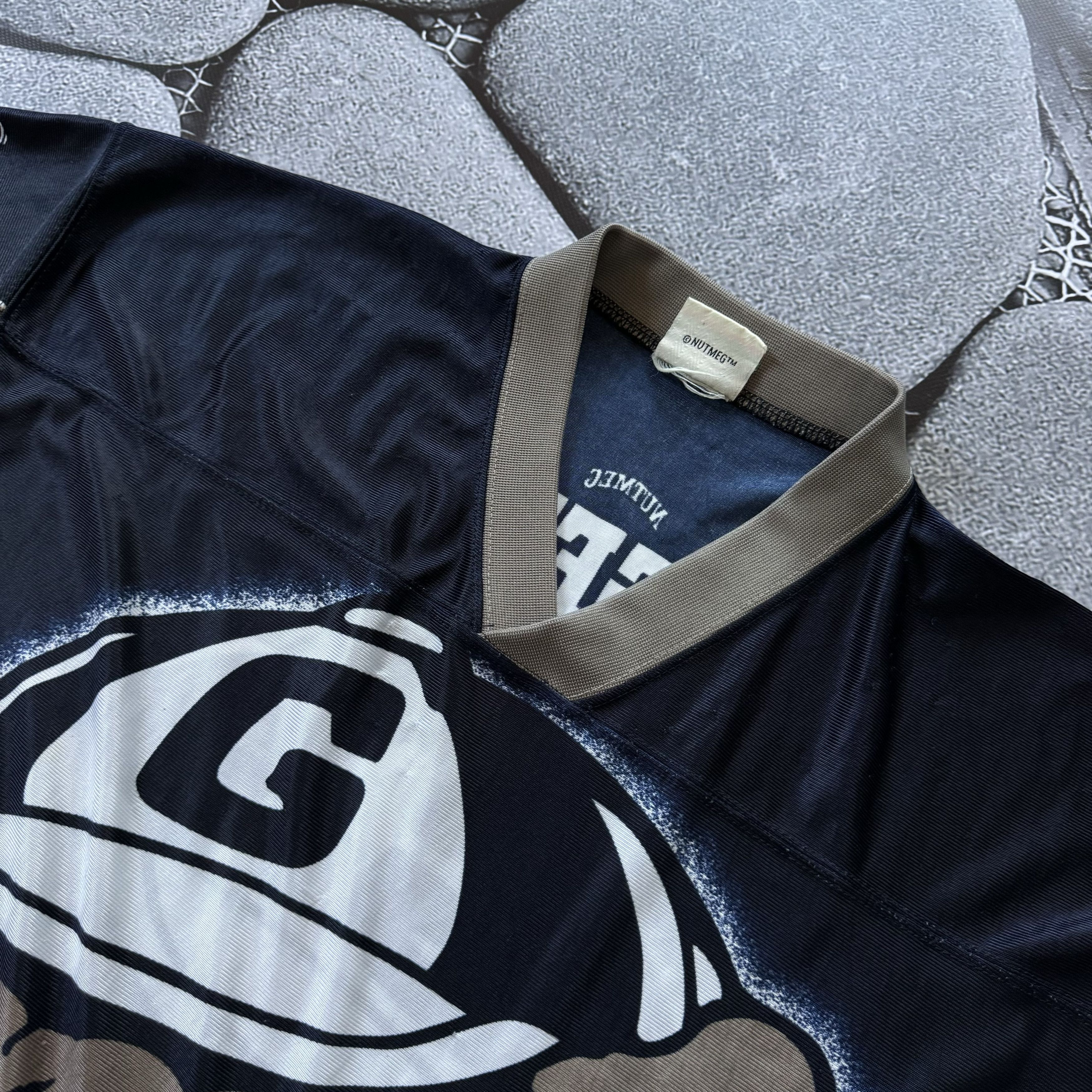 Nutmeg × Vintage VINTAGE 90S NUTMEG GEORGETOWN JERSEY ALLOVER PRINT Size US XL / EU 56 / 4 - 4 Thumbnail