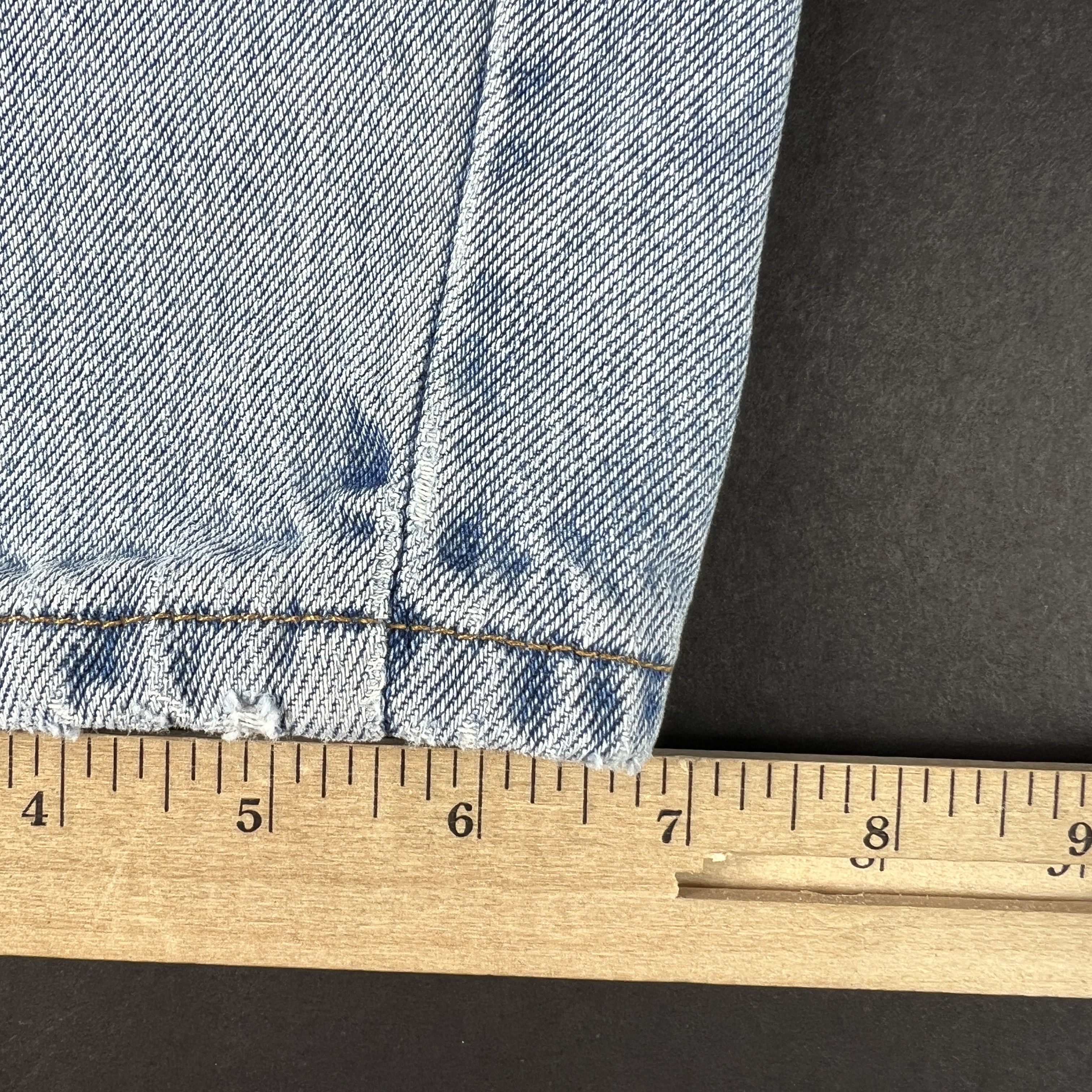 Levi's × Vintage VTG 90s Levi's Jeans 560 Loose Tapered Blue Distressed Denim Size US 32 / EU 48 - 17 Thumbnail