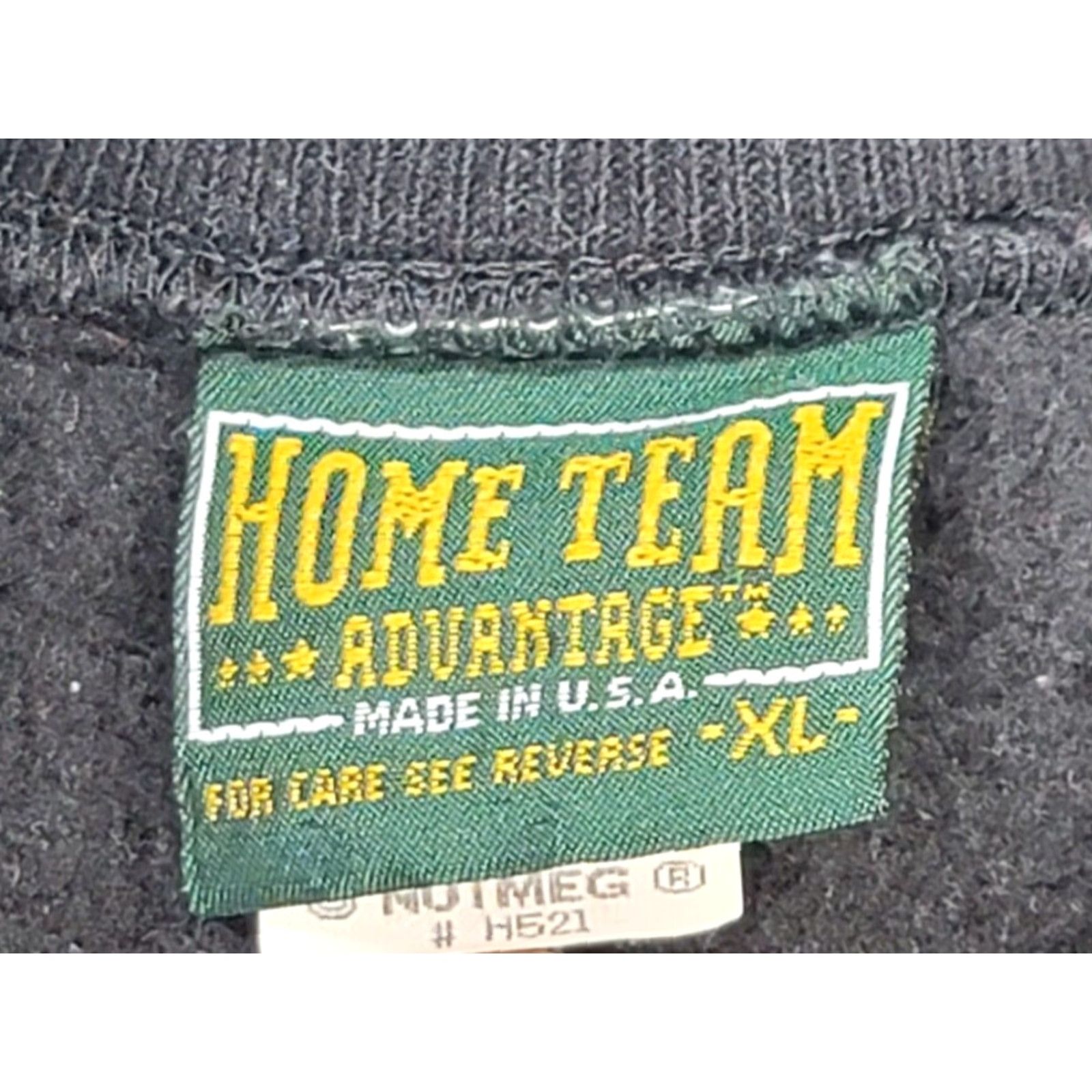 Nutmeg VINTAGE Tar Heels Sweatshirt North Carolina Home Team Mens XL Black Nutmeg Pullover Crew Neck Cotton Blend Fleece Graphic Print 90s Sports Shoes? Size US XL / EU 56 / 4 - 7 Thumbnail