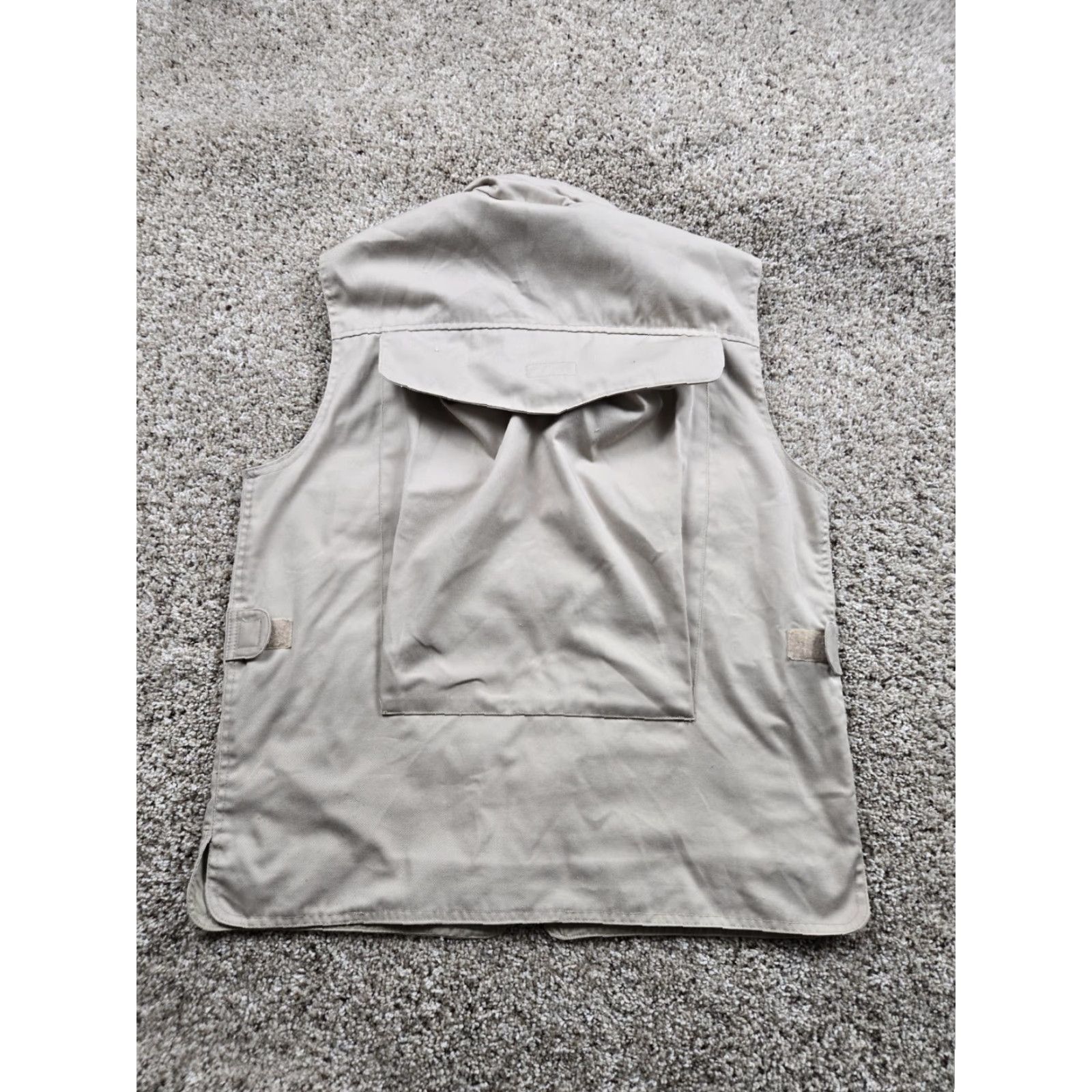 Banana Republic VINTAGE Banana Republic Safari Vest Mens M Multi Pocket Photographer 90s Shirt/Vest? Size US M / EU 48-50 / 2 - 7 Thumbnail