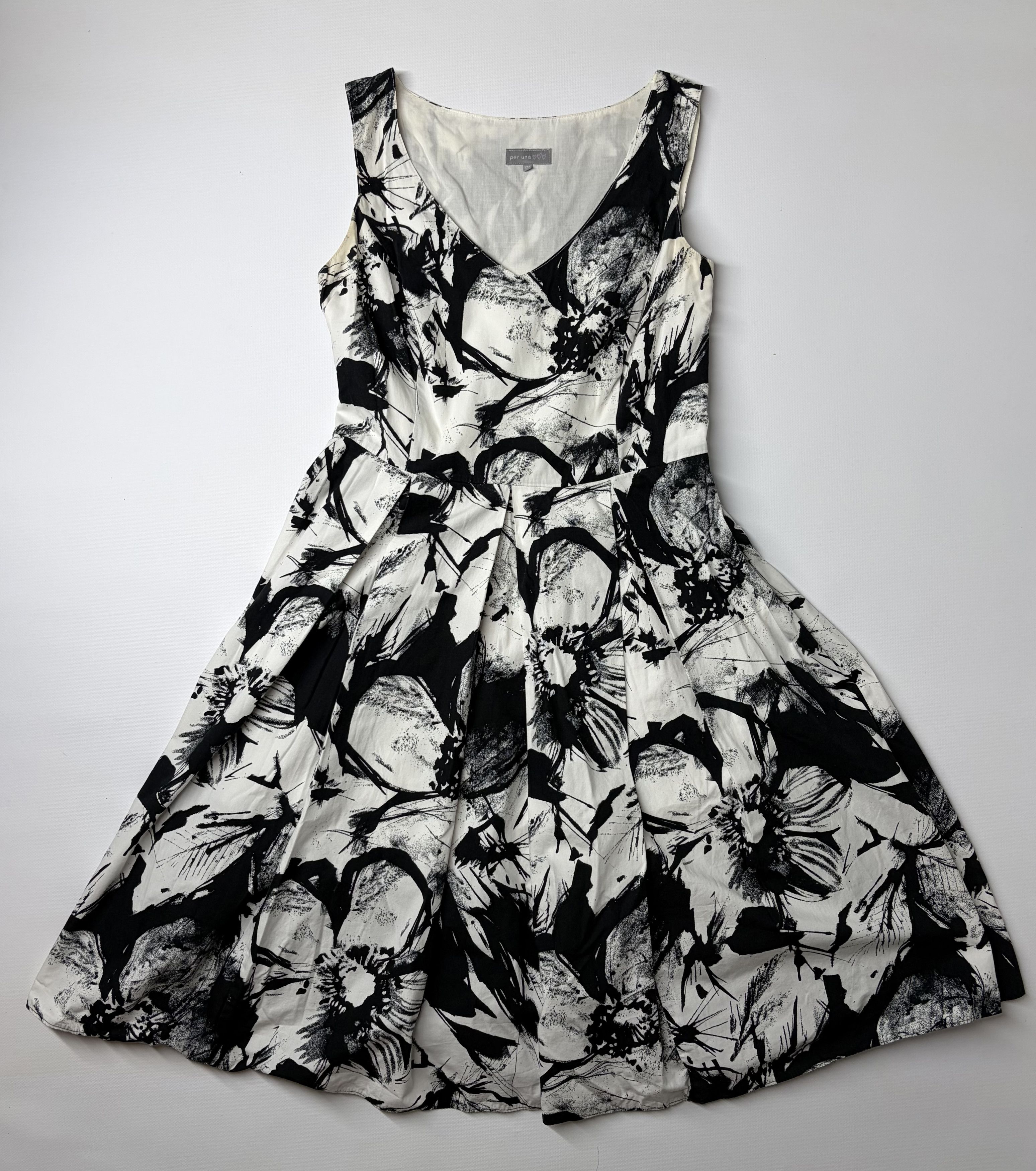 Vintage Vintage Printed dress Size M / US 6-8 / IT 42-44 - 1 Thumbnail