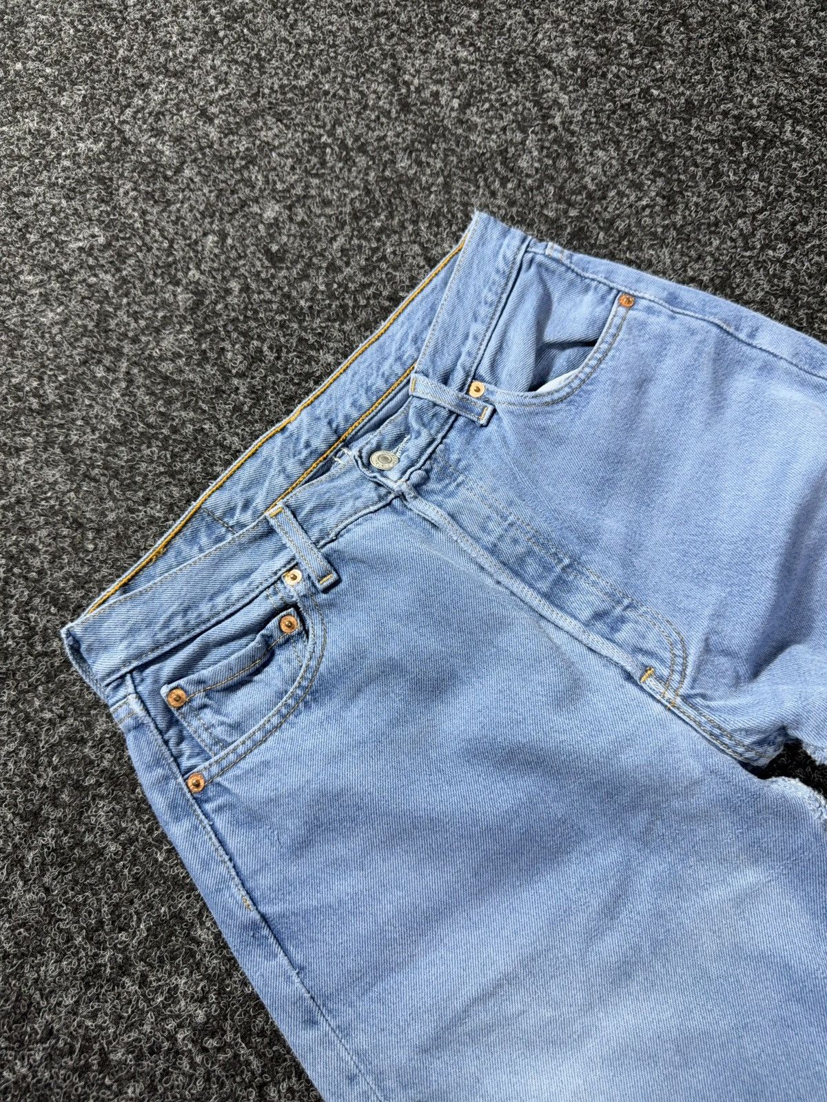 Levi's Vintage Clothing 90s Levi’s 501 USA Distressed Light Wash Straight Leg Jeans Size US 30 / EU 46 - 9 Thumbnail