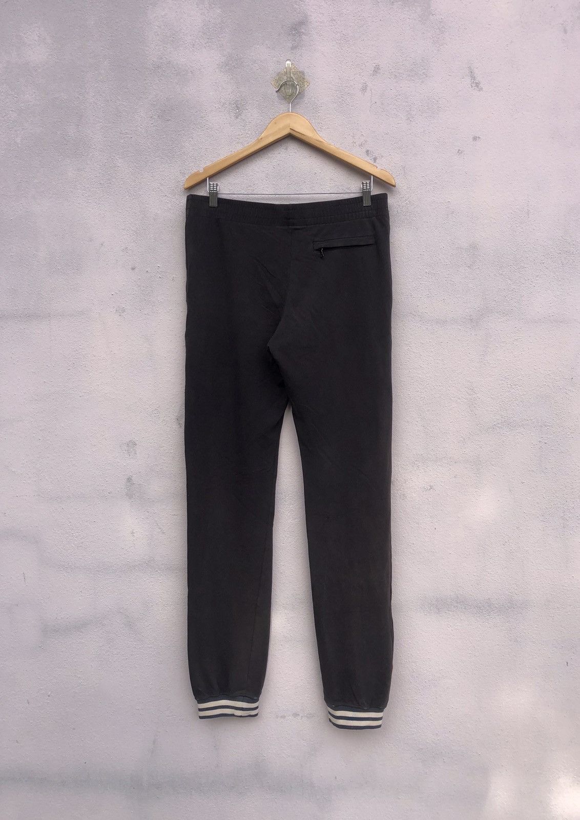 Prada Prada Sweatpants Zipper Rubber Tags Size US 32 / EU 48 - 5 Thumbnail